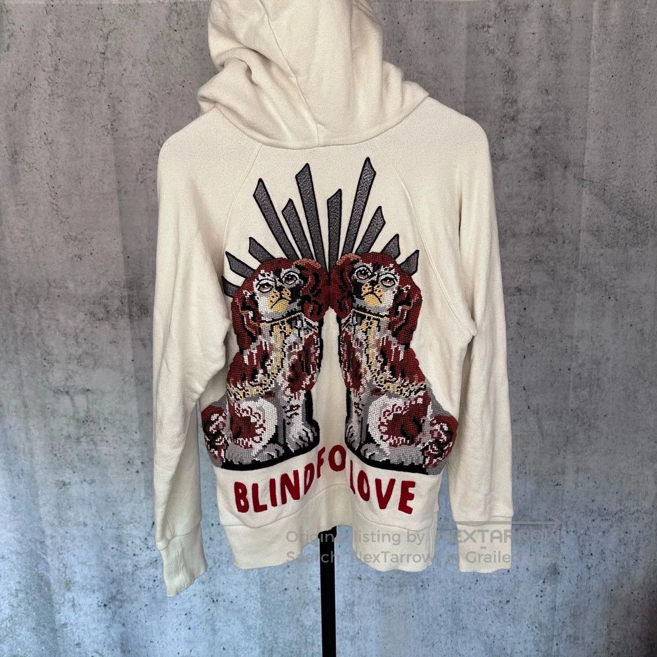 Gucci gucci ivory dog embroidery logo hoodie. Size XXS / US 00 / IT 34 - 3 Thumbnail