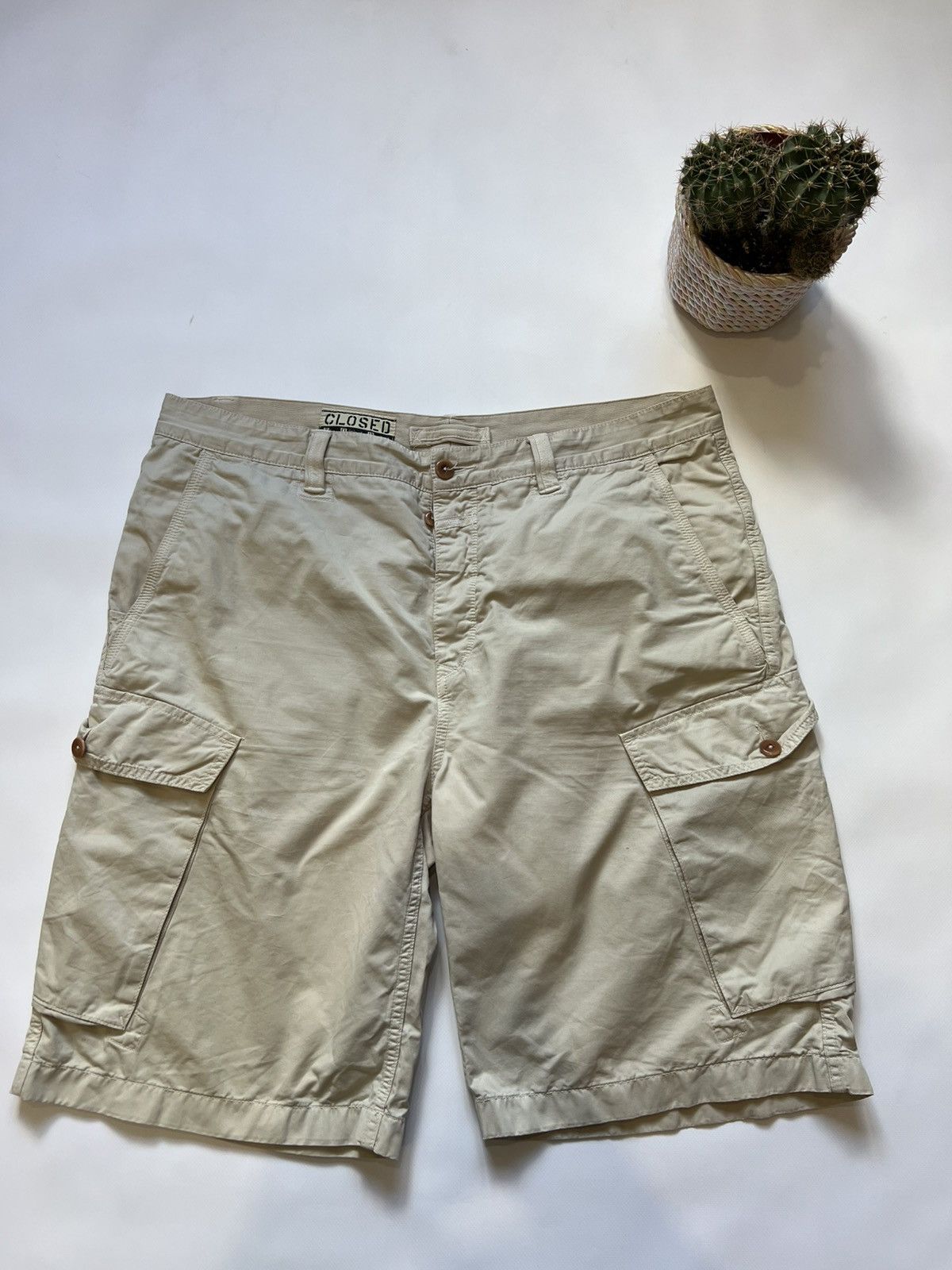 CLOSED × Marithe + Francois Girbaud Closed Marithe Francois Girbaud Shorts Chino Mens Beige Size US 38 / EU 54 - 1 Thumbnail