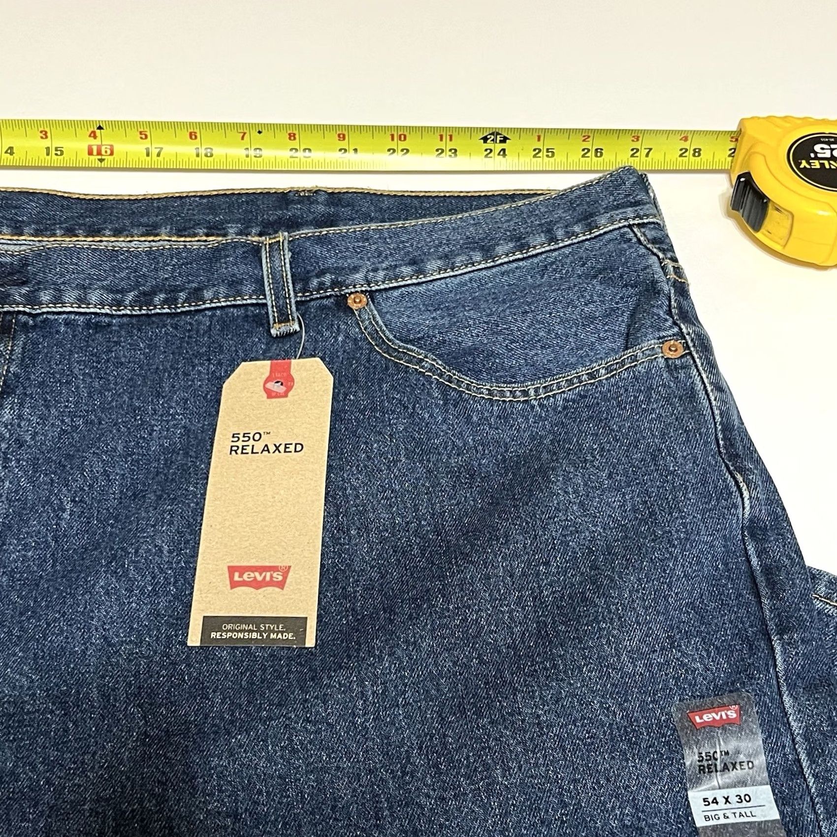 Levi's VINTAGE Levis 550 Jeans Mens 54x30 Blue Relaxed Fit Tapered Big & Tall Denim NWT Size US 38 / EU 54 - 4 Thumbnail
