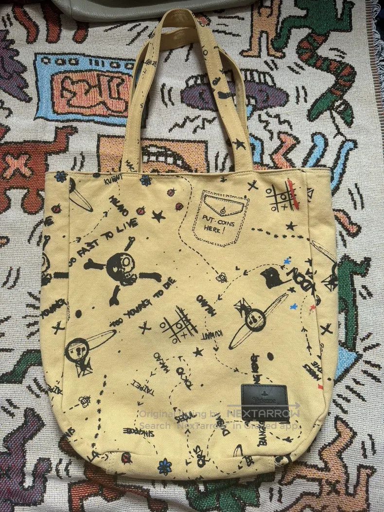 Vivienne Westwood Vivienne Westwood size os Graffiti Style Canvas Tote Bag Size ONE SIZE - 1 Thumbnail