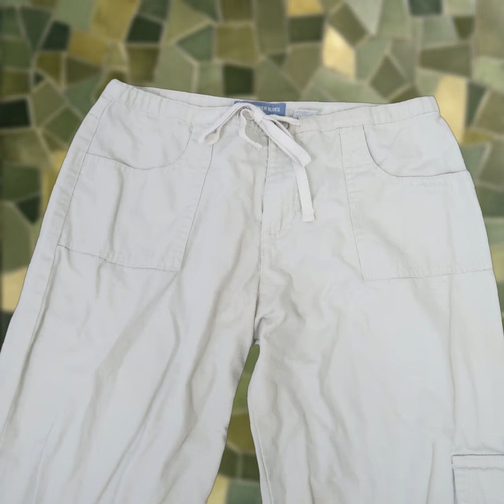 Vintage VINTAGE Canyon River Blues Pants Cargo Flare Bootcut 90s Women Size 3 Tan Khaki Casual Boys? No, Women. Size 26" / US 2 / IT 38 - 1 Thumbnail
