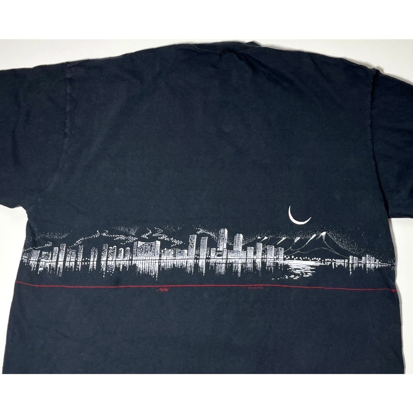 Vintage VINTAGE Crazy Shirts Hawaii Honolulu City Lights T-Shirt Double-Sided XL Men’s 90s Black Cotton Shirt Size US XL / EU 56 / 4 - 6 Thumbnail