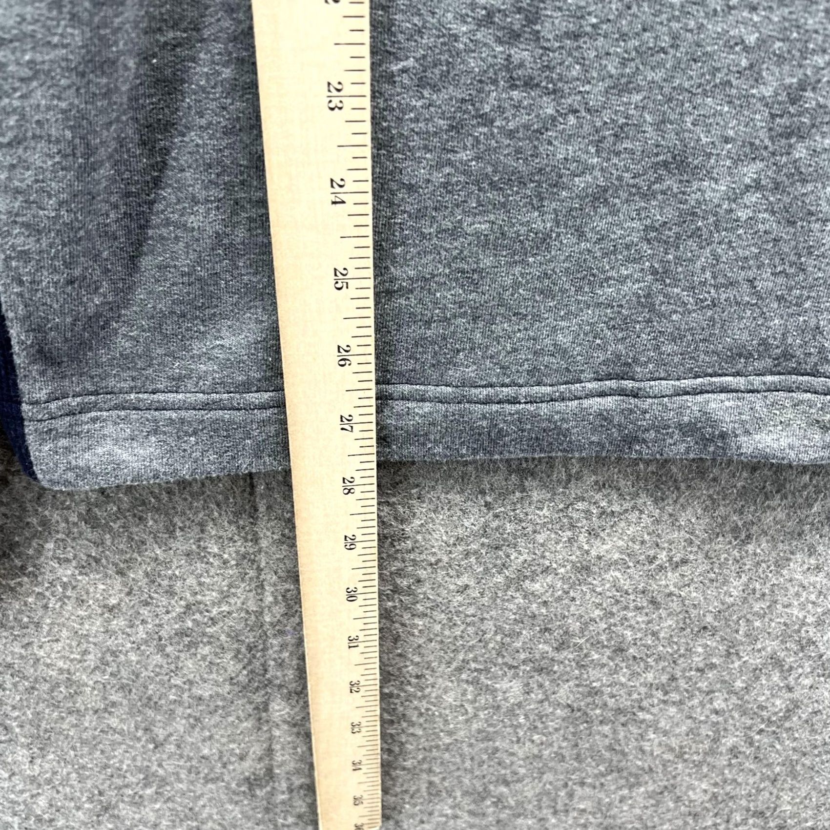 Banana Republic VINTAGE Banana Republic Sweater Men M Regular Gray Logo Fleece Pullover Long Sleeve All Seasons | 服? Size US M / EU 48-50 / 2 - 6 Thumbnail