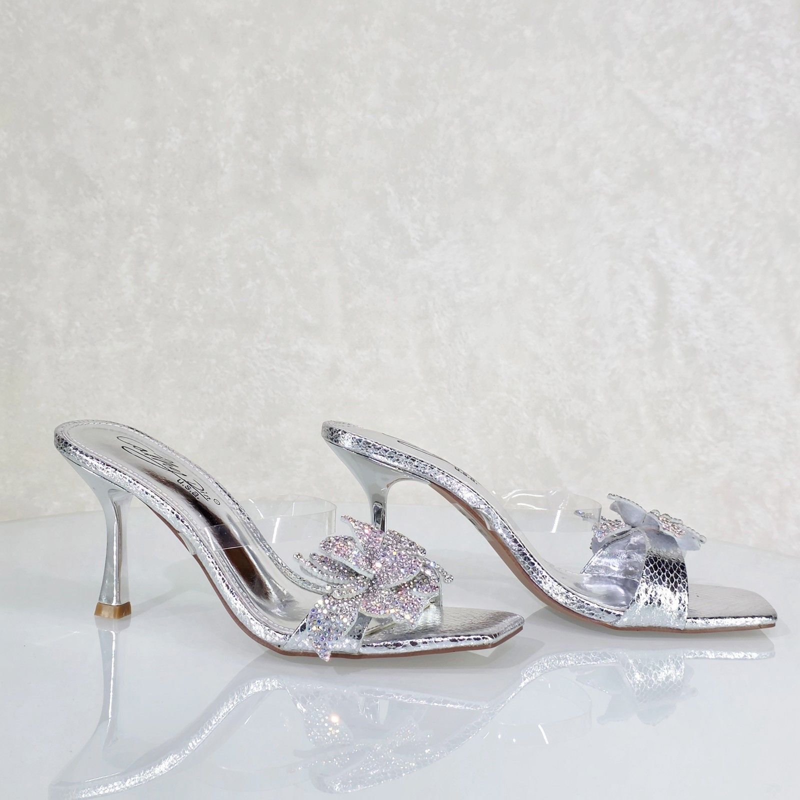 Other Lily Rhinestone Flower Silver Slip On 3.25" Heel Casual Even Size US 9 / IT 39 - 3 Thumbnail