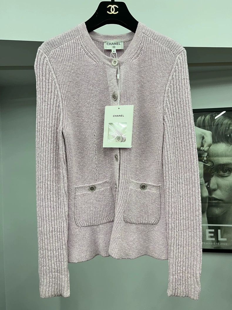 Chanel Chanel 23P pink knitted cardigan coat Size XS / US 0-2 / IT 36-38 - 1 Thumbnail
