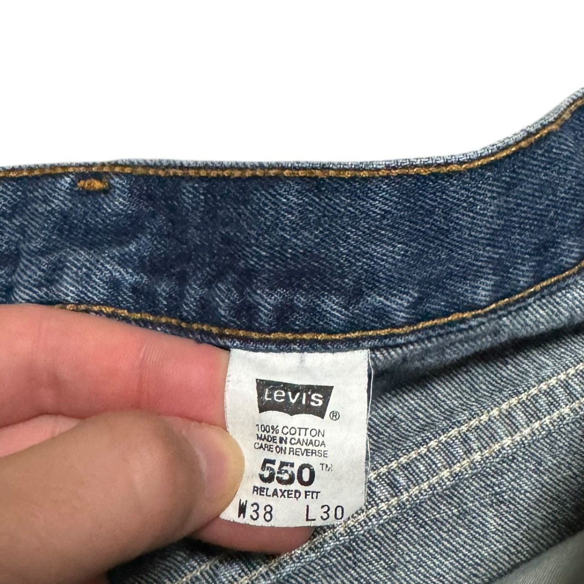 Levi's 2002 Levi's 550 Cut Off Jean Shorts Men's 38 (Fits 36) Size US 36 / EU 52 - 5 Thumbnail