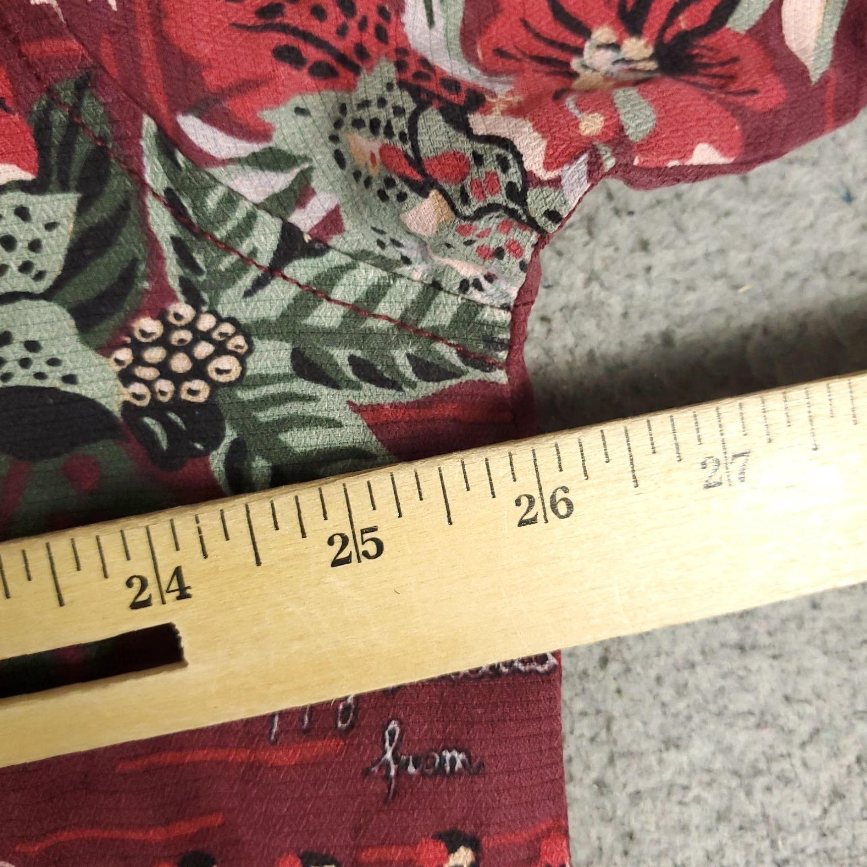 Tommy Bahama Tommy Bahama Shirt Mens XL Red Christmas Print Hawaiian Button Up Short Sleeve Classic Aloha Beach Size US XL / EU 56 / 4 - 7 Thumbnail