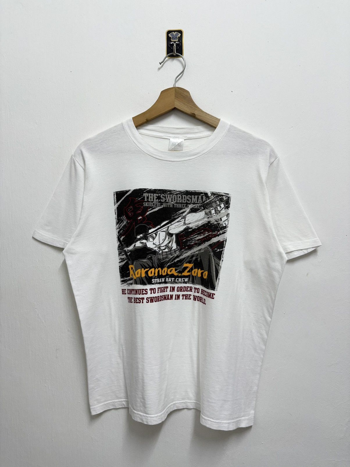 Anime × Japanese Brand × Vintage 2000’s Anime One Piece - Zoro The Swordsman T-Shirt Size US M / EU 48-50 / 2 - 1 Thumbnail