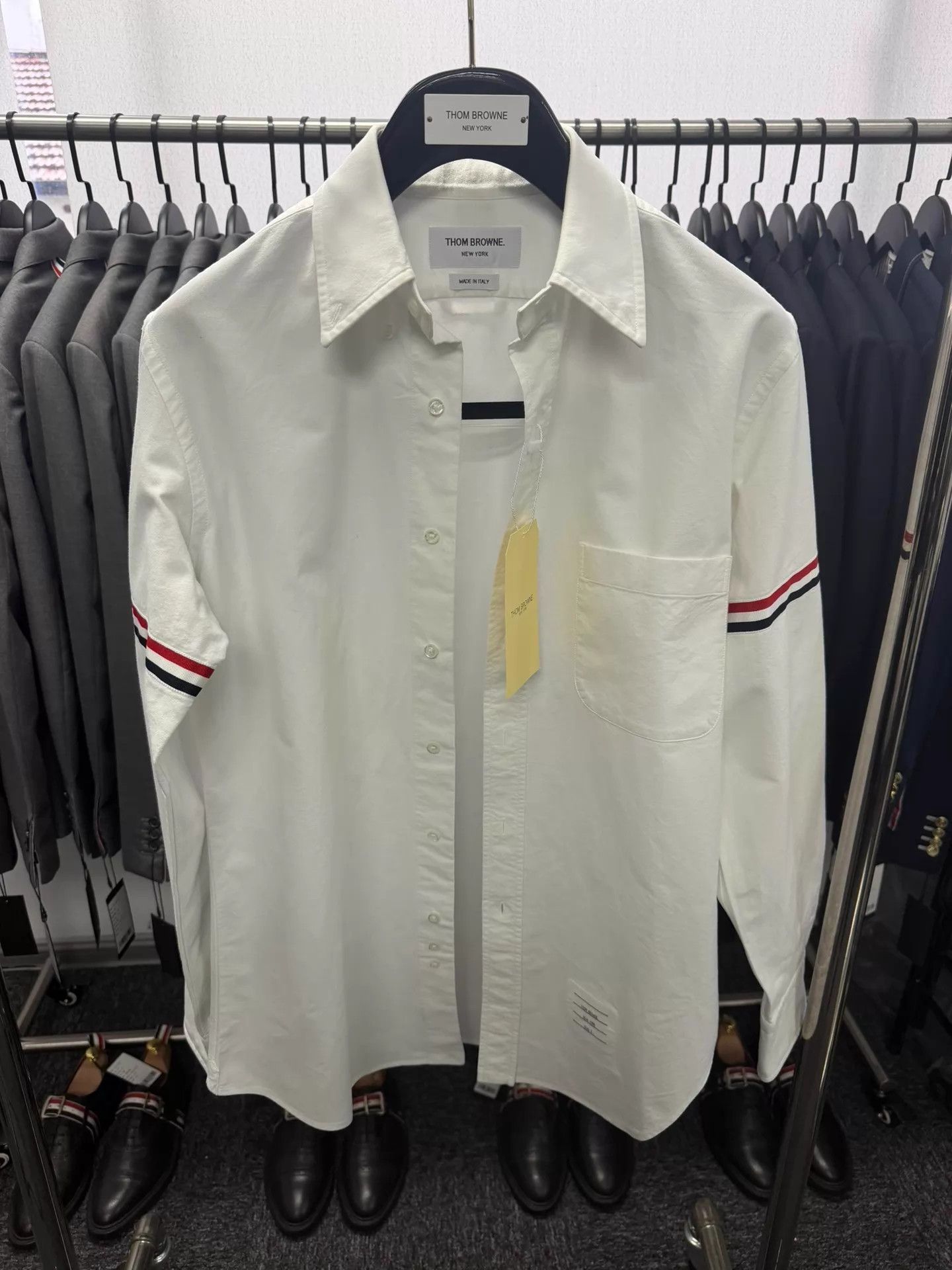 Thom Browne Thom Browne Men's Double Sleeve Tab Oxford Shirt White Size3 Size US L / EU 52-54 / 3 - 1 Thumbnail