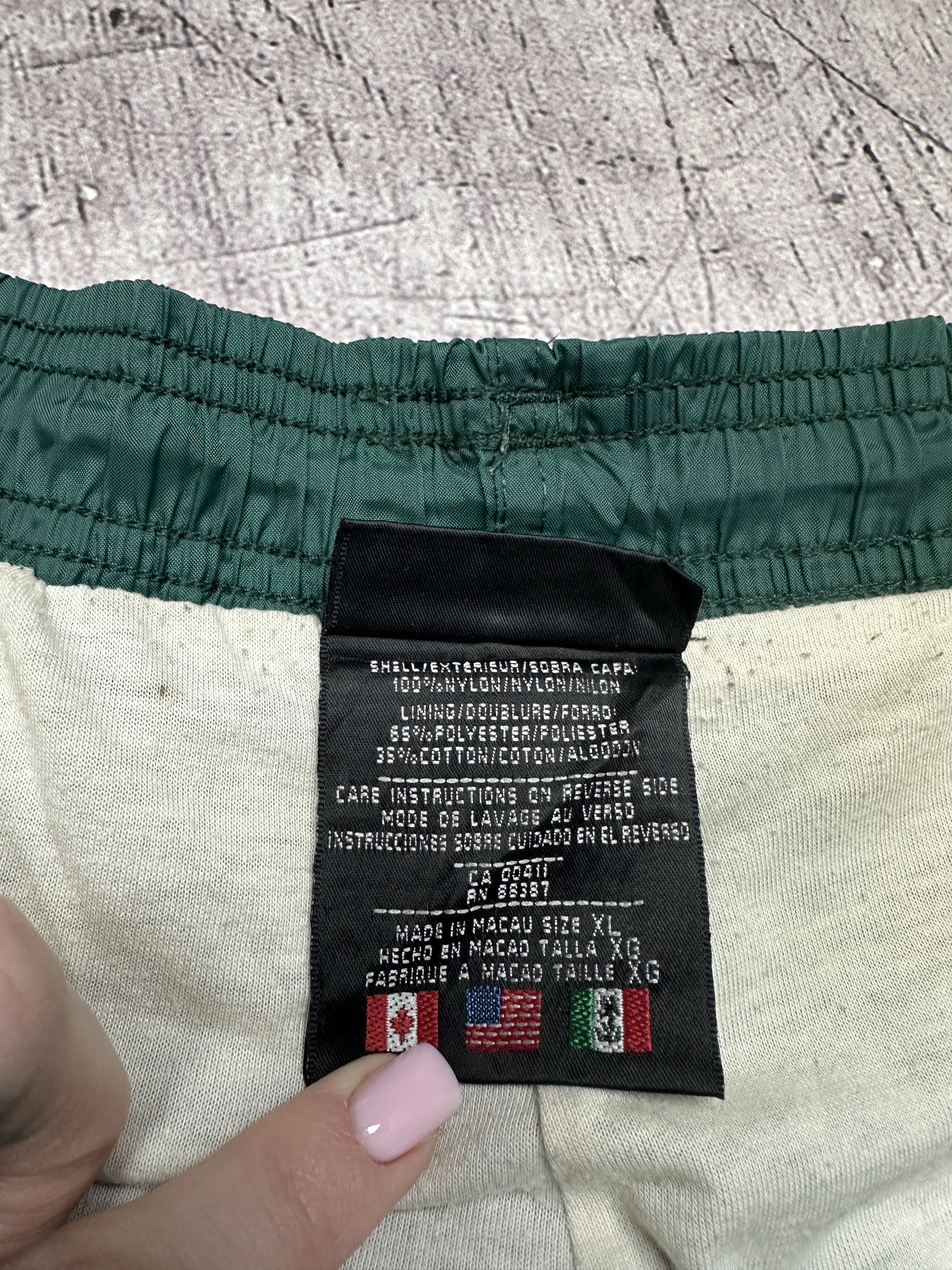 Adidas Adidas Vintage Mens Nylon Track Pants Size US 36 / EU 52 - 8 Thumbnail