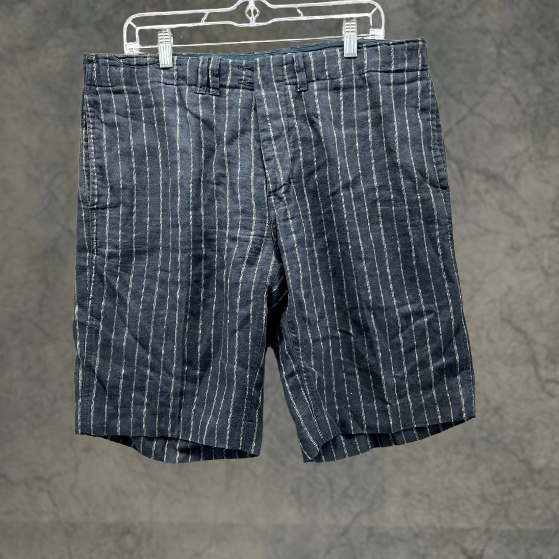 Polo Ralph Lauren Polo Ralph Lauren Shorts Men 35 Adult Blue Chino Flat Front Striped Casual Vtg Size US S / EU 44-46 / 1 - 1 Thumbnail