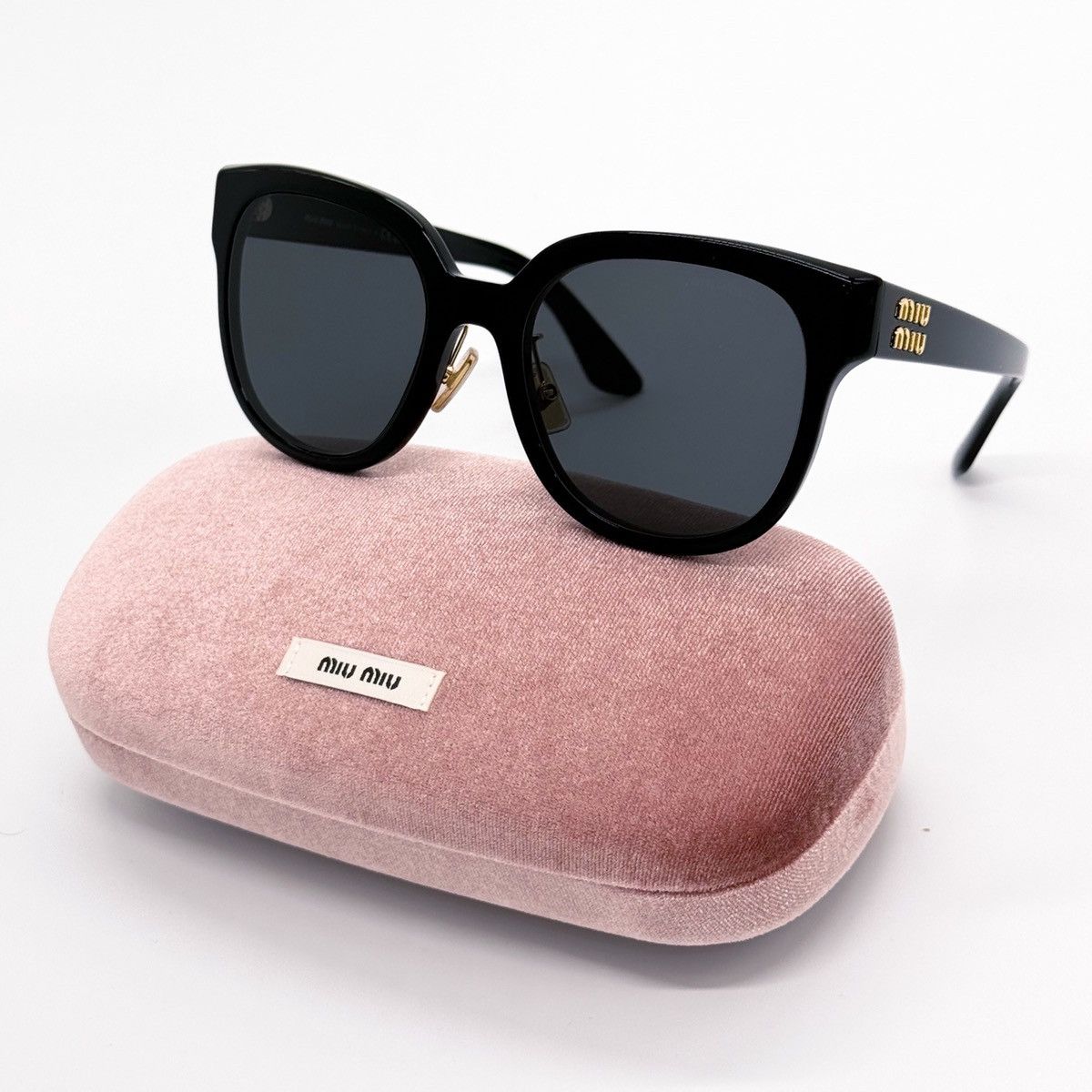 image of New Miu Miu Smu 01Z 1Ab5S0 Black Mu01Zs 1Ab5S0 Sunglasses, Women's