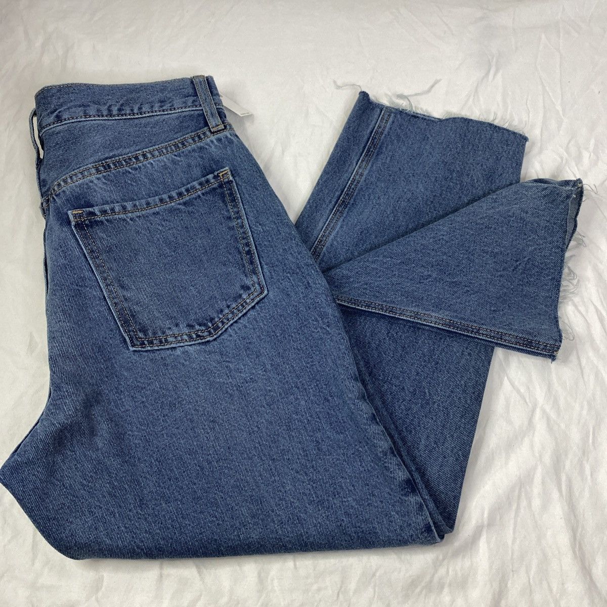 Old Navy Old Navy High-Rise Straight Distressed Women's Jeans Sz 8 Size 30" / US 8 / IT 44 - 1 Thumbnail