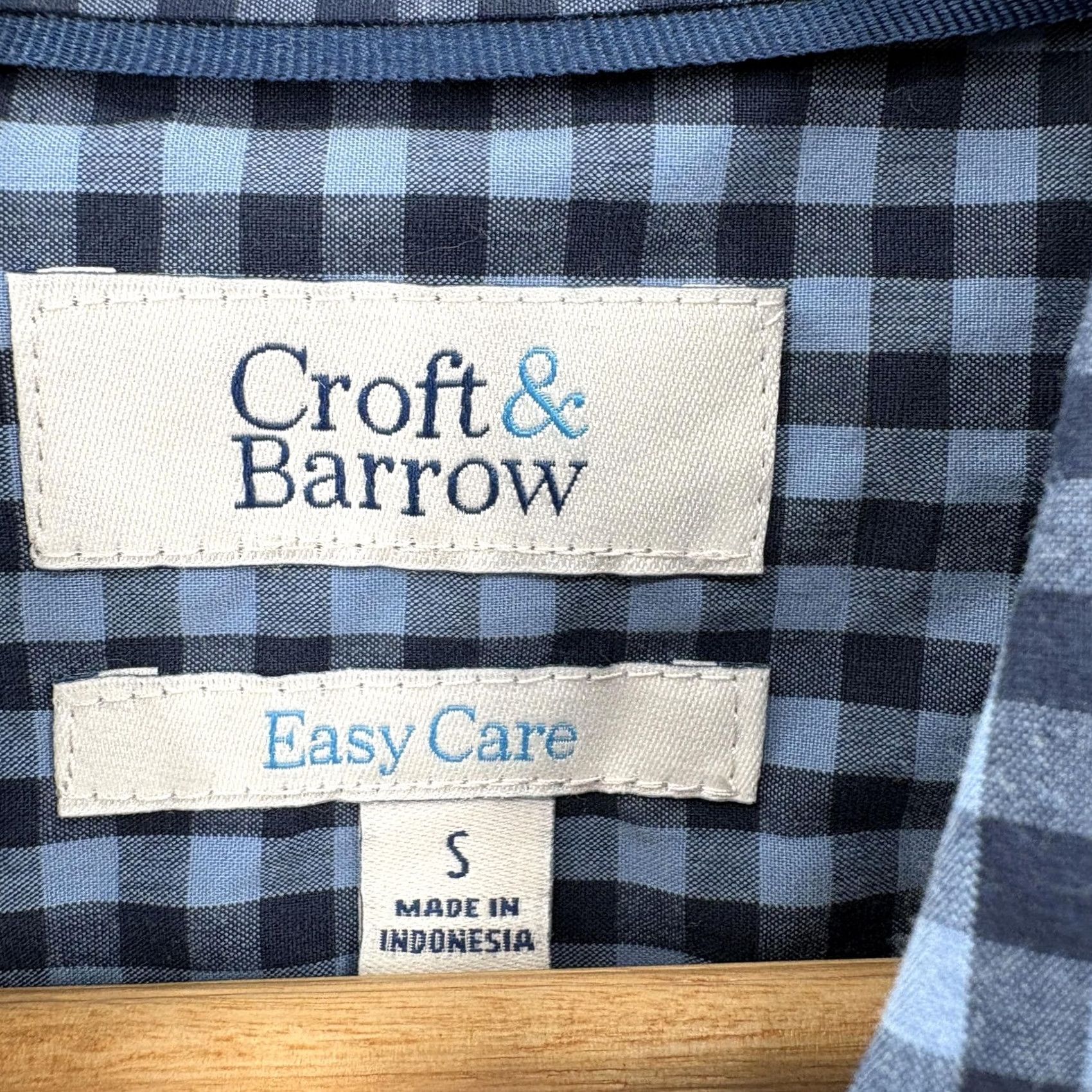 Croft & Barrow Croft & Barrow Shirt Mens Small Blue Gingham Easy Care Wrinkle Resistant NWT Size US S / EU 44-46 / 1 - 4 Thumbnail