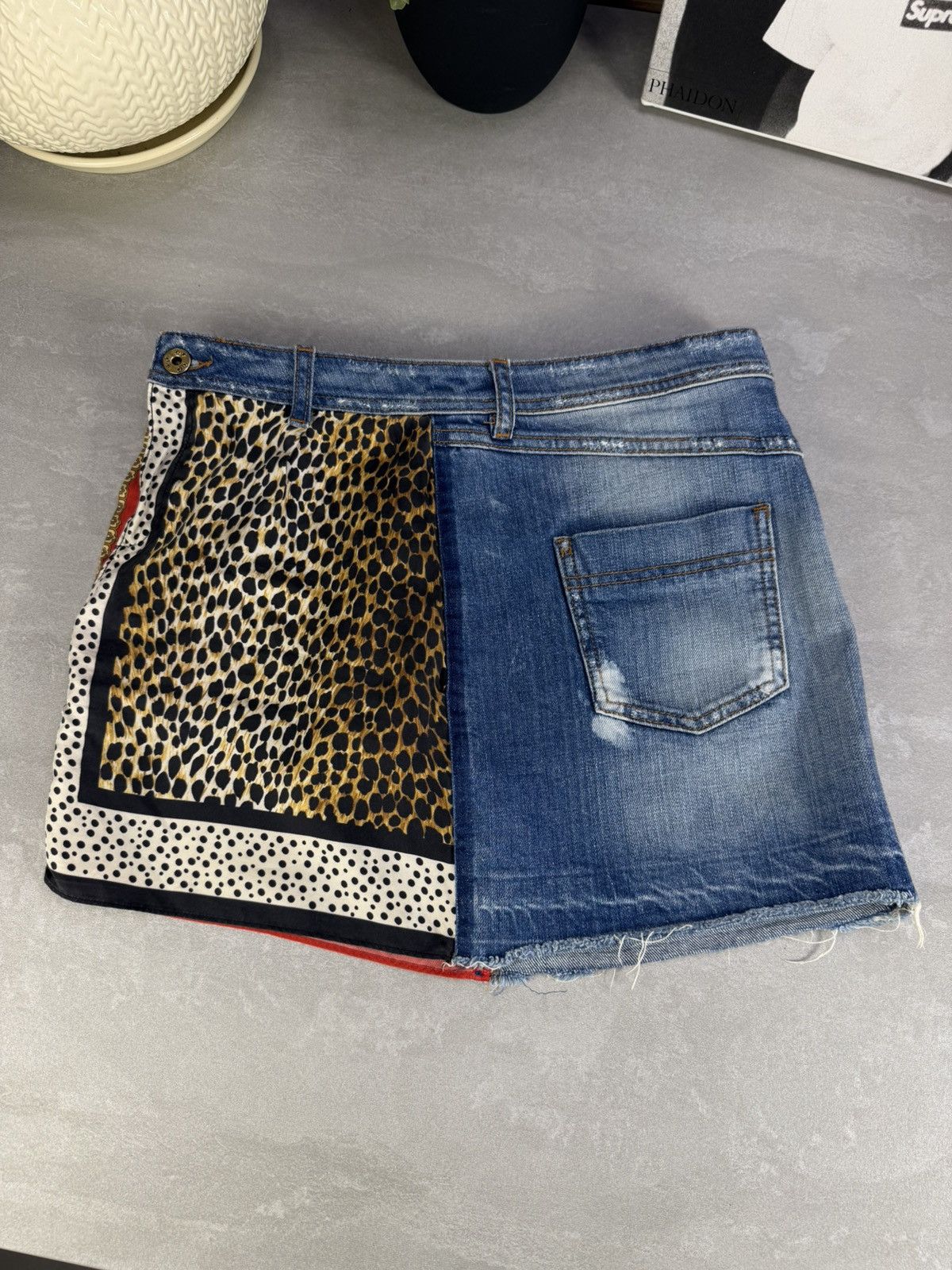 Dolce & Gabbana Dolce & Gabbana Patchwork Skirt Silk Denim Leopard Print Size 26" / US 2 / IT 38 - 16 Thumbnail