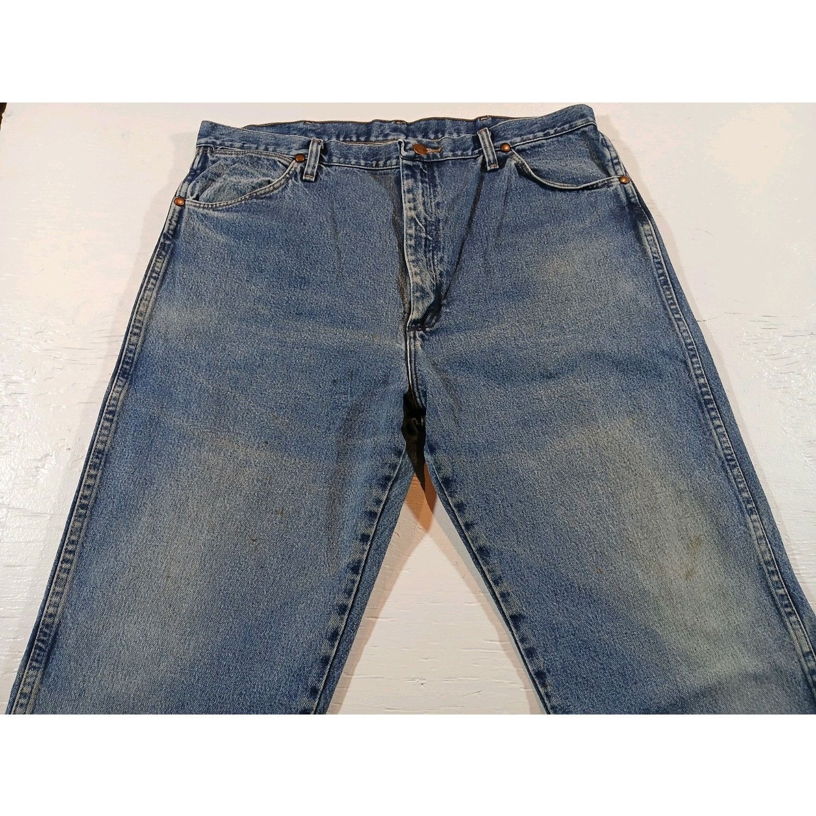 Wrangler Wrangler (38 X 34) Men's Blue Denim Jeans Size US 38 / EU 54 - 1 Thumbnail