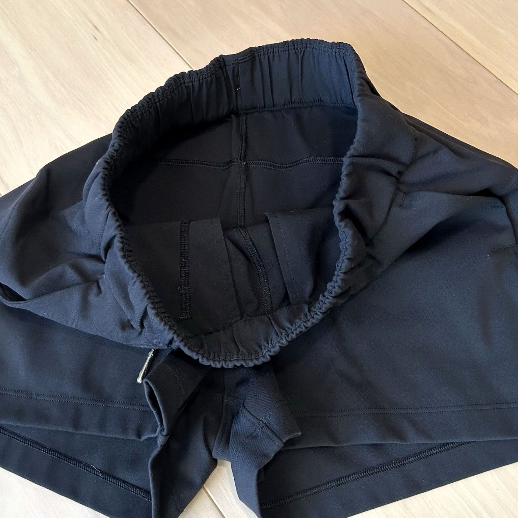 Lululemon Lululemon On the Fly Short Black 2.5" Inseam Women’s 2 Athletic Shorts Pants Black Size 26" / US 2 / IT 38 - 5 Thumbnail