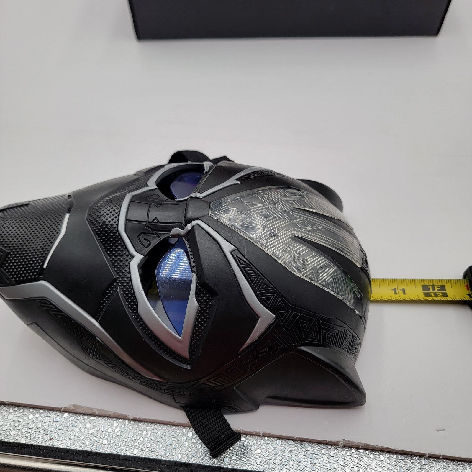 Marvel Comics Spiderman Mask and Black Panther Light Up Mask 2 Pack Bundle Size ONE SIZE - 7 Thumbnail