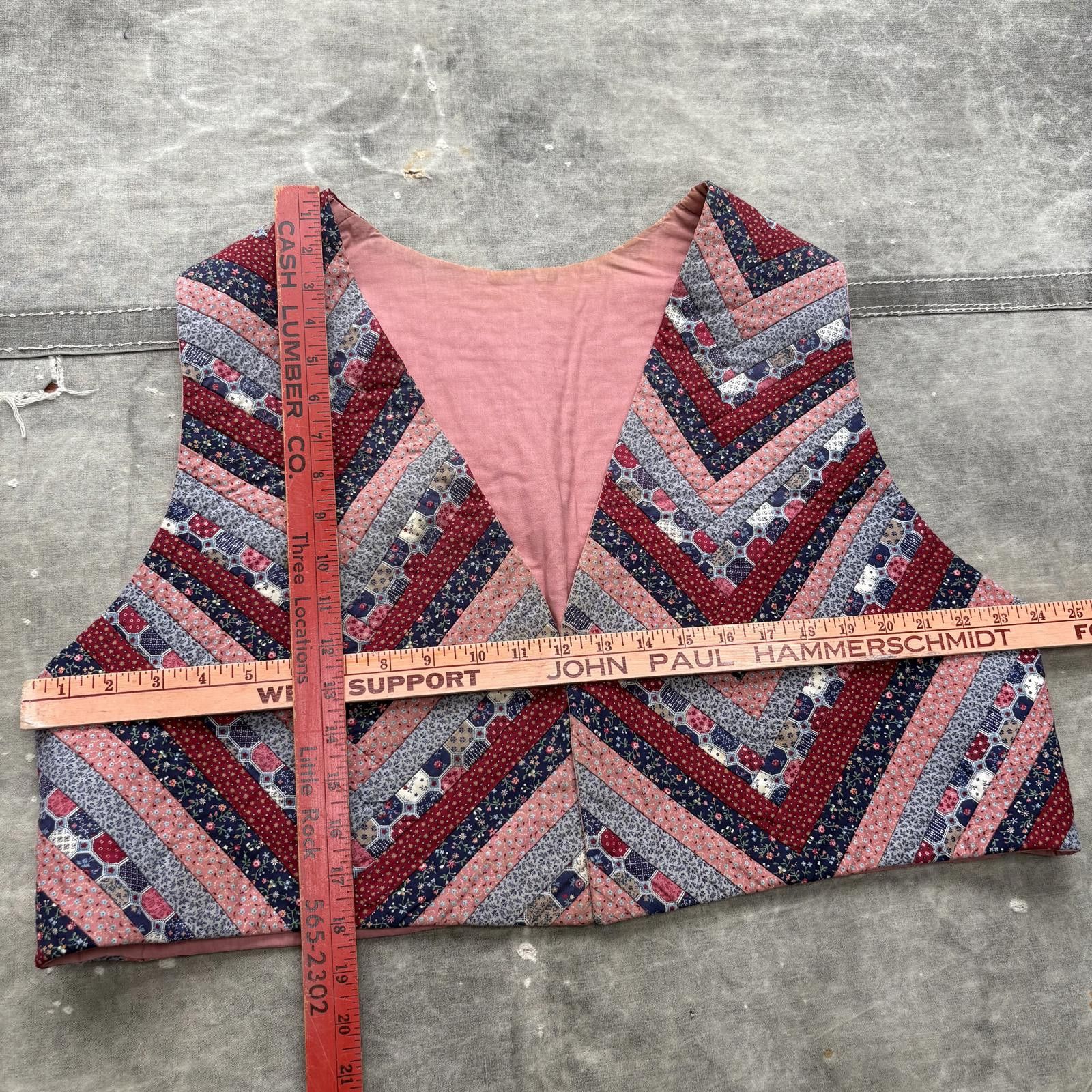 Handmade Vintage 1970s Handmade Reversible Floral Quilt Cottage Vest Size L / US 10 / IT 46 - 5 Thumbnail