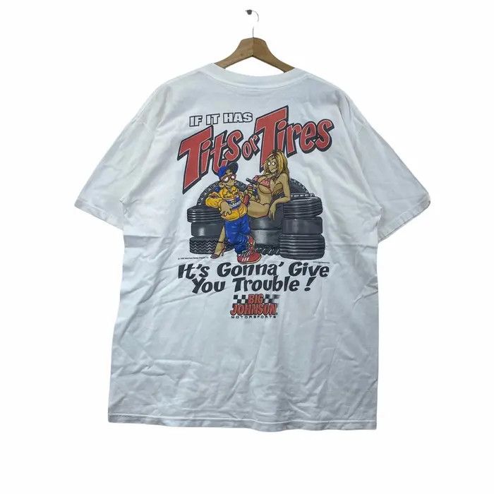 Vintage Vintage 1999 BIG JOHNSON MOTORSPORT Tits Or Tires Tee Shirt Size US L / EU 52-54 / 3 - 1 Thumbnail