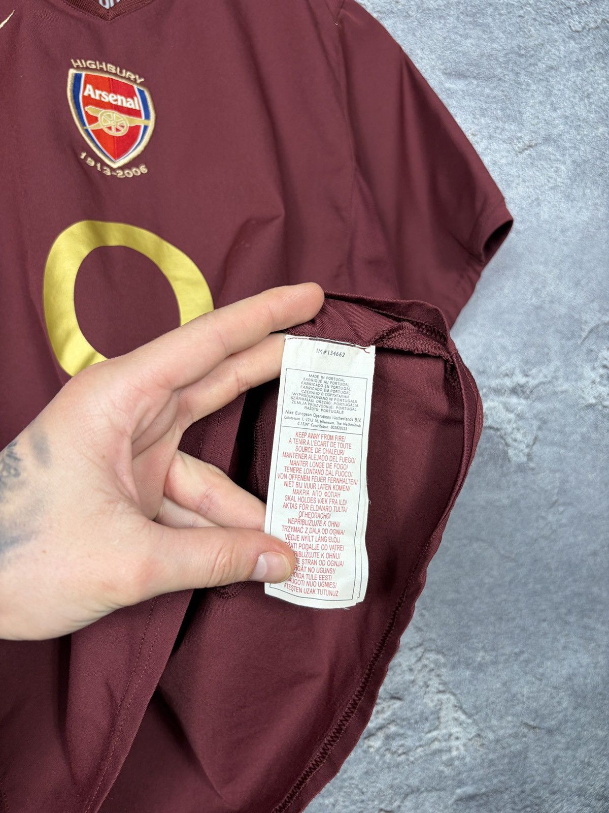 Nike Nike Arsenal 2005/06 #14 Henry Jersey T-shirt Kids L Size US XXS / EU 40 - 8 Thumbnail