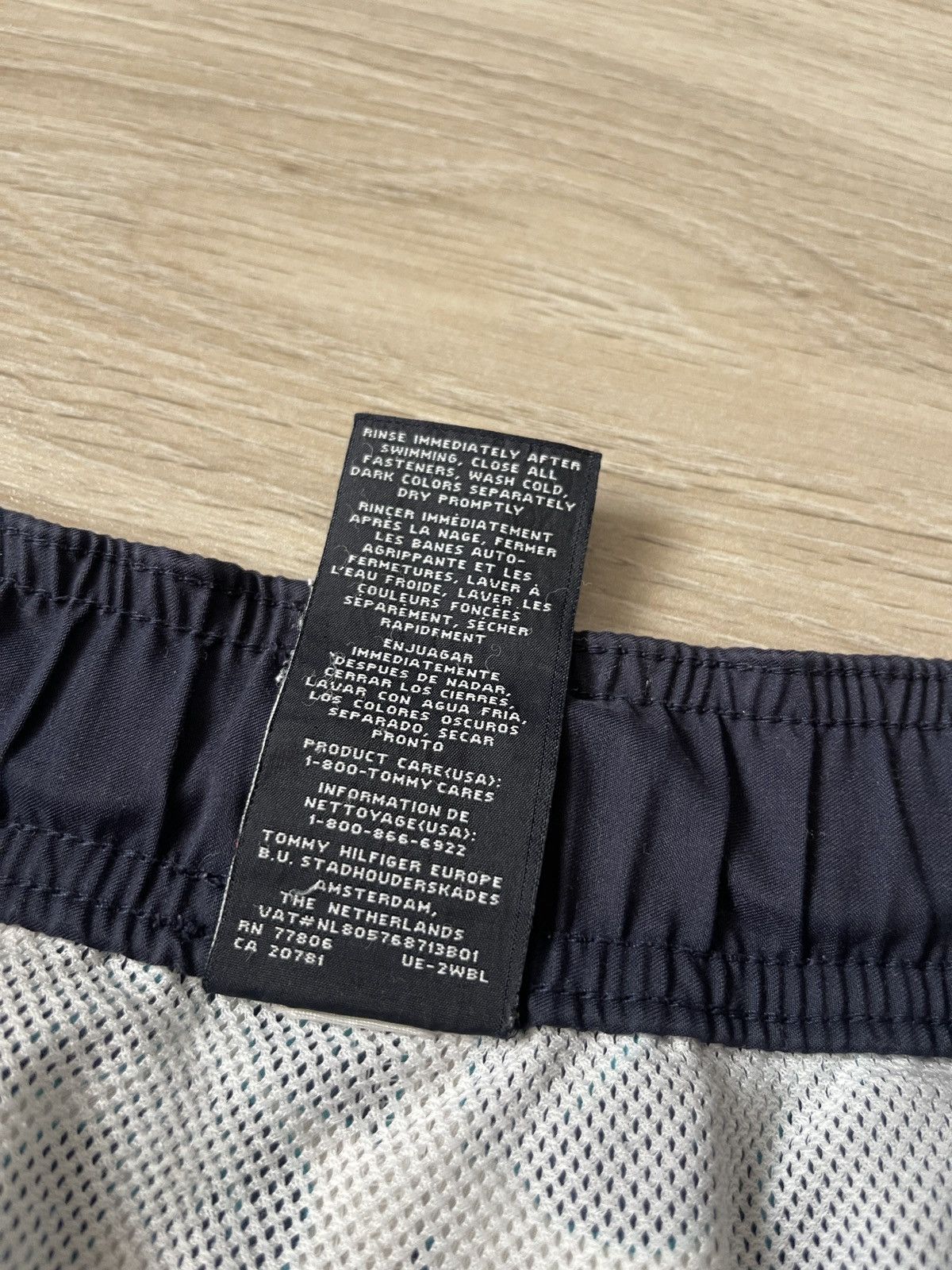 Tommy Hilfiger Tommy Hilfiger Floral Swim Trunks - Tropical Hibiscus Print Size US 34 / EU 50 - 6 Thumbnail