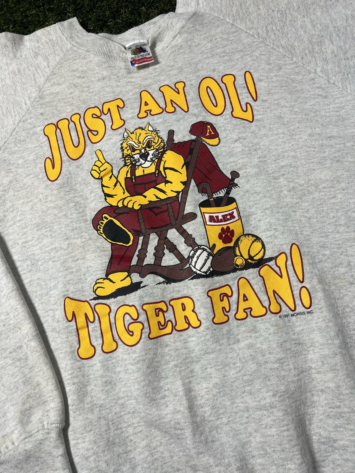 NCAA Vintage 90’s Tuskegee Golden Tigers Fan College Crewneck Size US XL / EU 56 / 4 - 2 Thumbnail