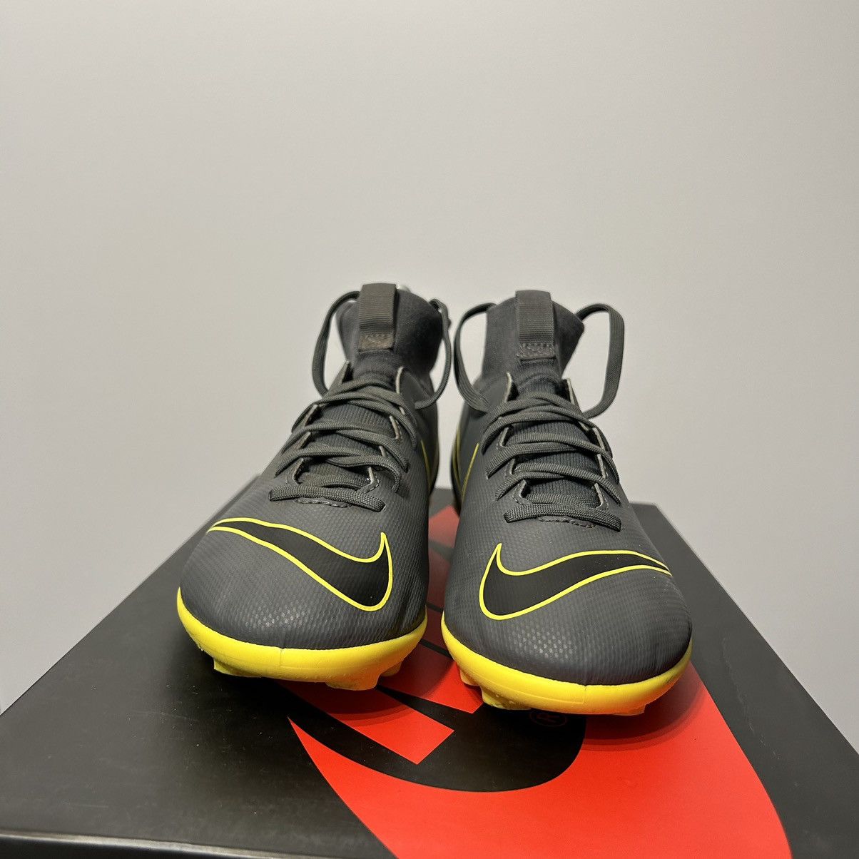 Nike Nike Mercurial football boots grey yellow big logo swoosh Size US 8 / IT 38 - 6 Thumbnail