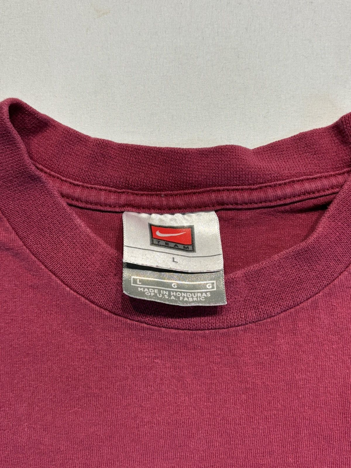 Nike Vintage Y2K Burgundy Nike TEAM Crewneck Long Sleeve Size L Size US L / EU 52-54 / 3 - 4 Thumbnail