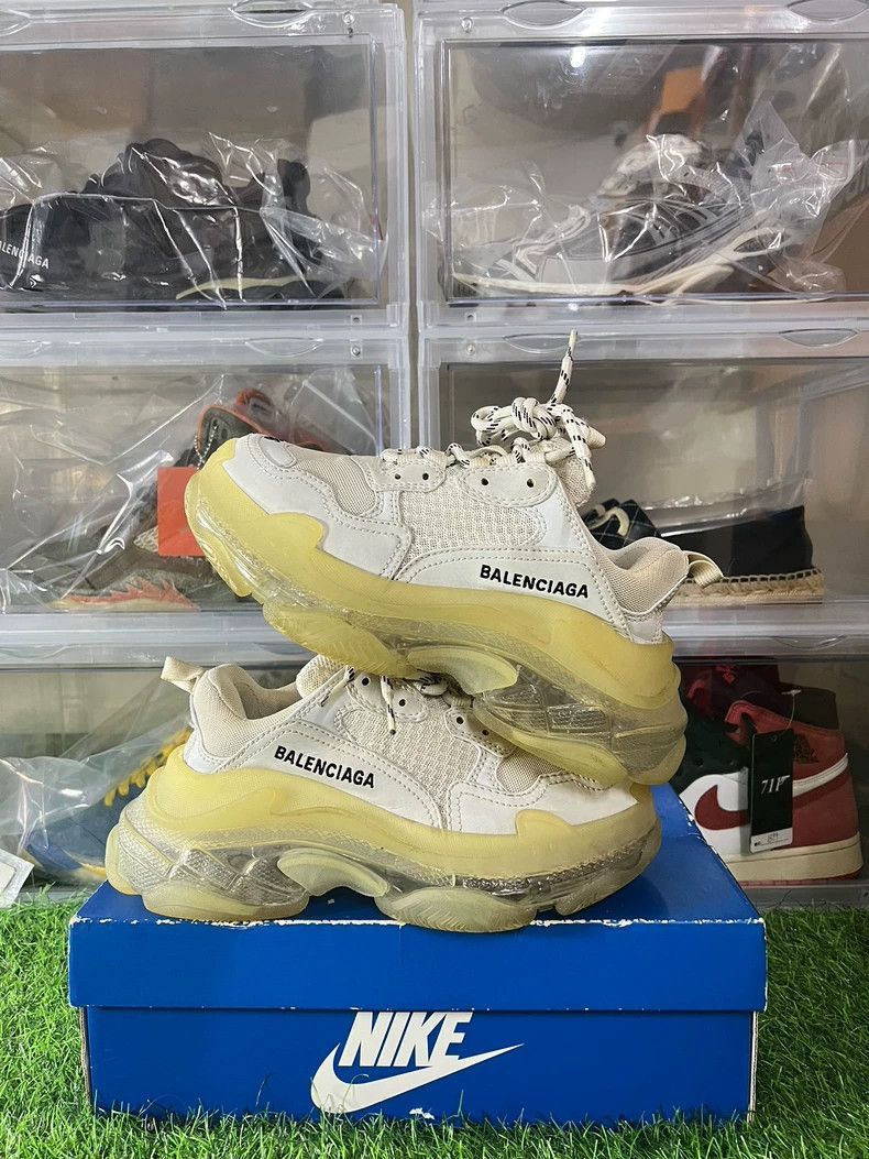 Balenciaga Balenciaga Triple S Sneakers Size 36-2505 Size US 7.5 / IT 37.5 - 3 Thumbnail
