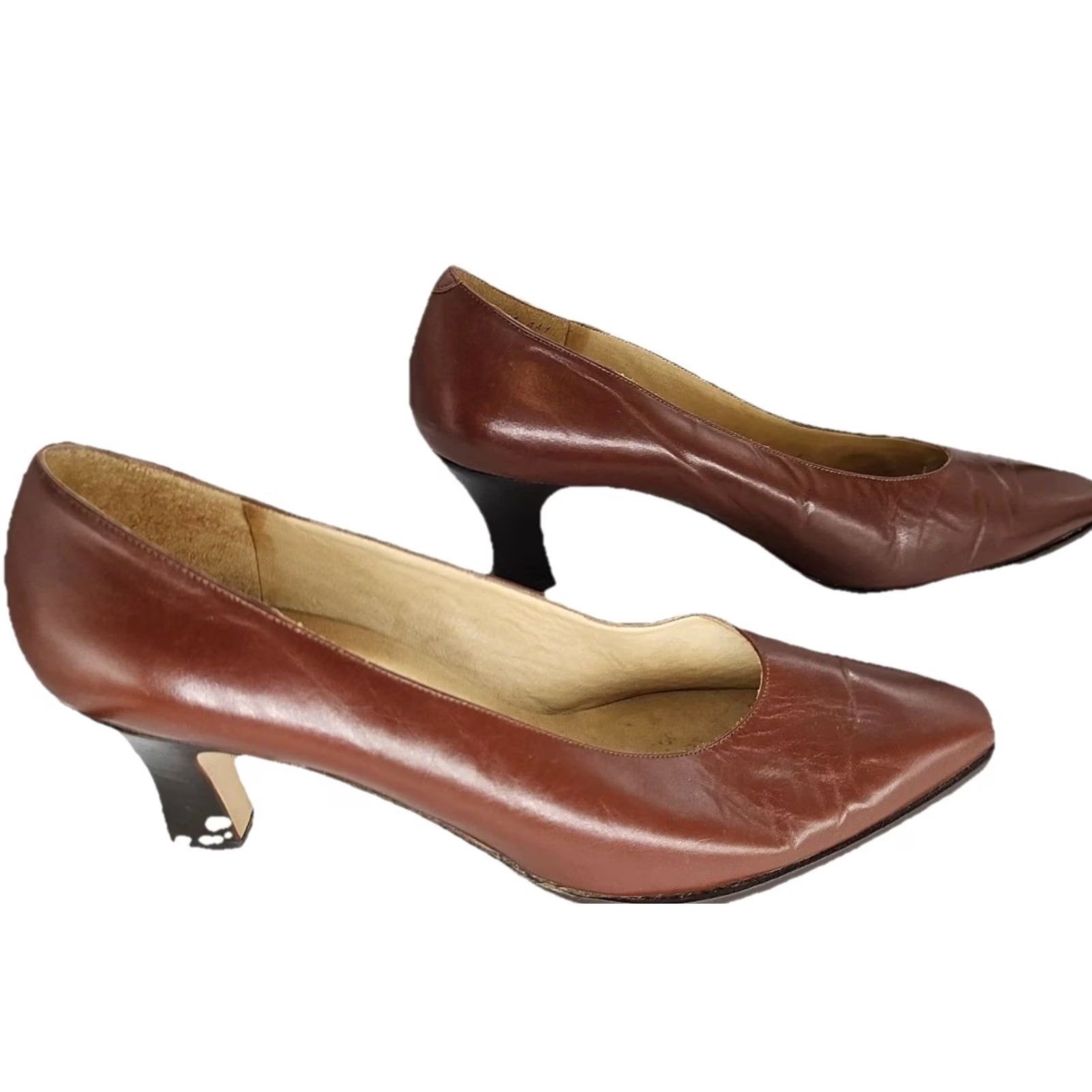 Vintage Rangoni Of Florence Womens Pump Brown Leather Kitten Heel Made In Italy 8 Comfort Leather Upper Insole Lining Outsole Womens Shoes Size US 8 / IT 38 - 2 Thumbnail