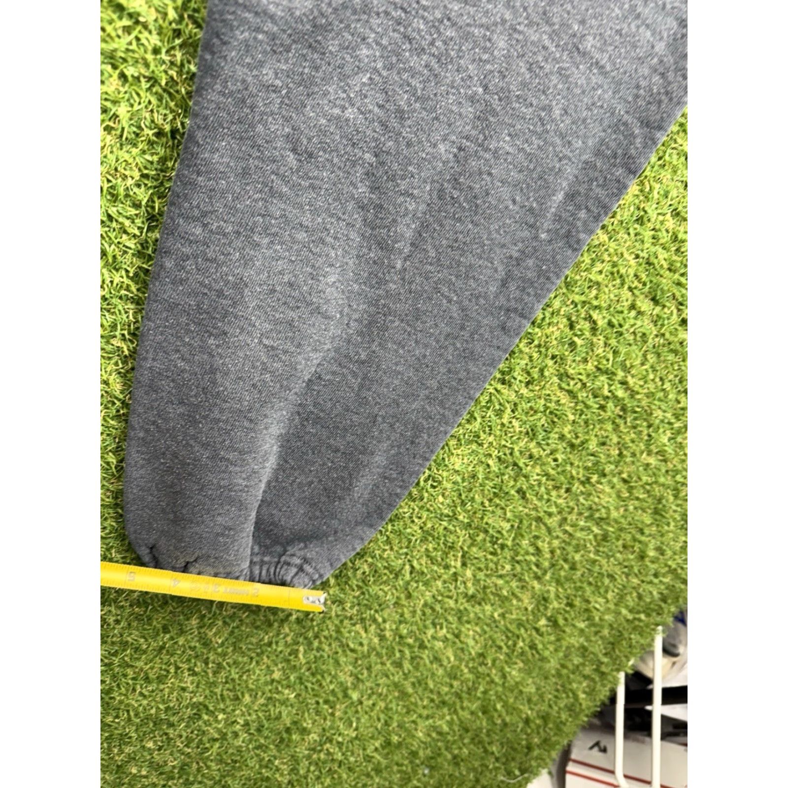 Russell Athletic VINTAGE Russell Athletic Sweatpants Mens M Athletic Fit Gray Fleece USA 90s Casual Lounge Pants Mens Size US 31 - 4 Thumbnail