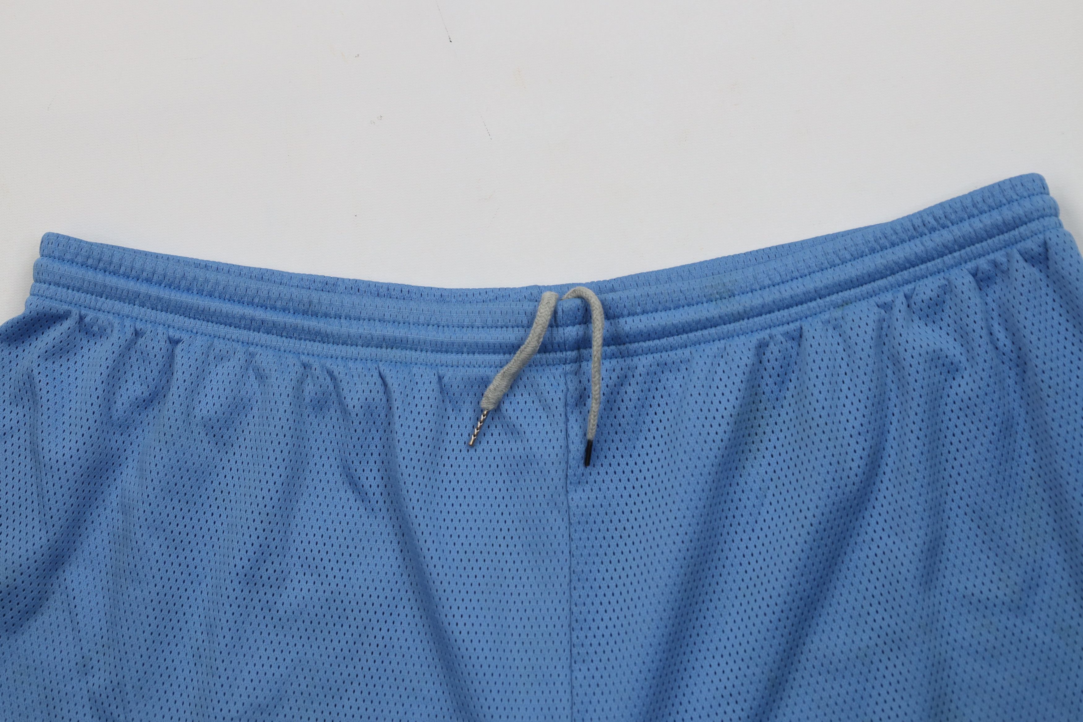 Nike Vintage 90s Nike Mini Swoosh Above Knee Shorts Carolina Blue Size US 38 / EU 54 - 2 Thumbnail