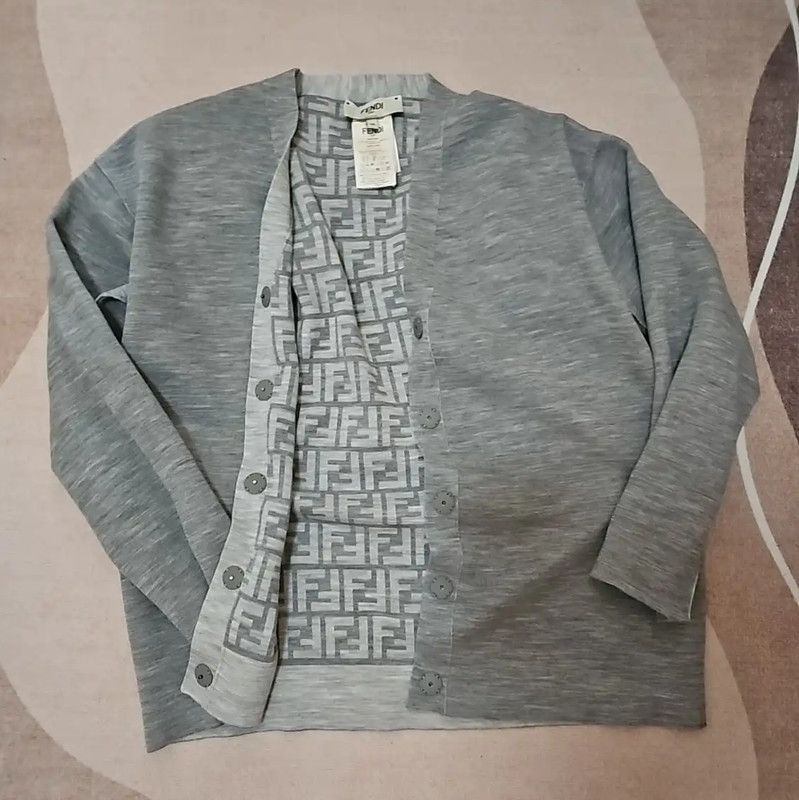 Fendi Fendi Women's Gray Wool Cardigan 0089 Size M / US 6-8 / IT 42-44 - 1 Thumbnail