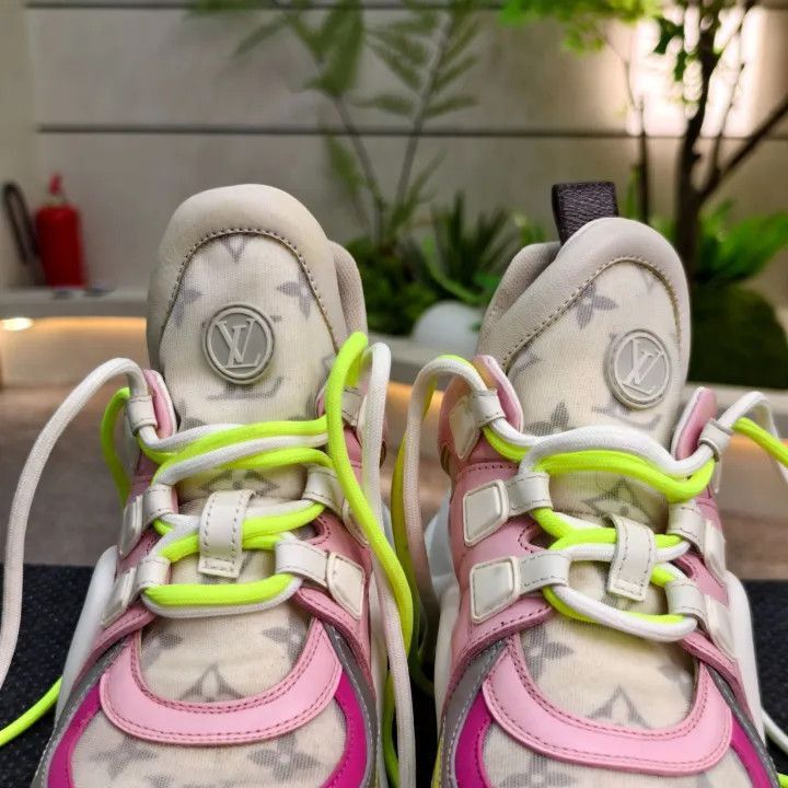 Louis Vuitton Louis Vuitton Archlight Casual Sneakers for Women -2508 Size US 7 / IT 37 - 4 Thumbnail
