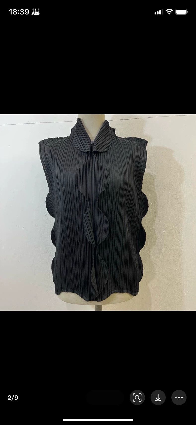 Issey Miyake Issey Miyake size:3 Black kelp pleated top Size M / US 6-8 / IT 42-44 - 5 Thumbnail
