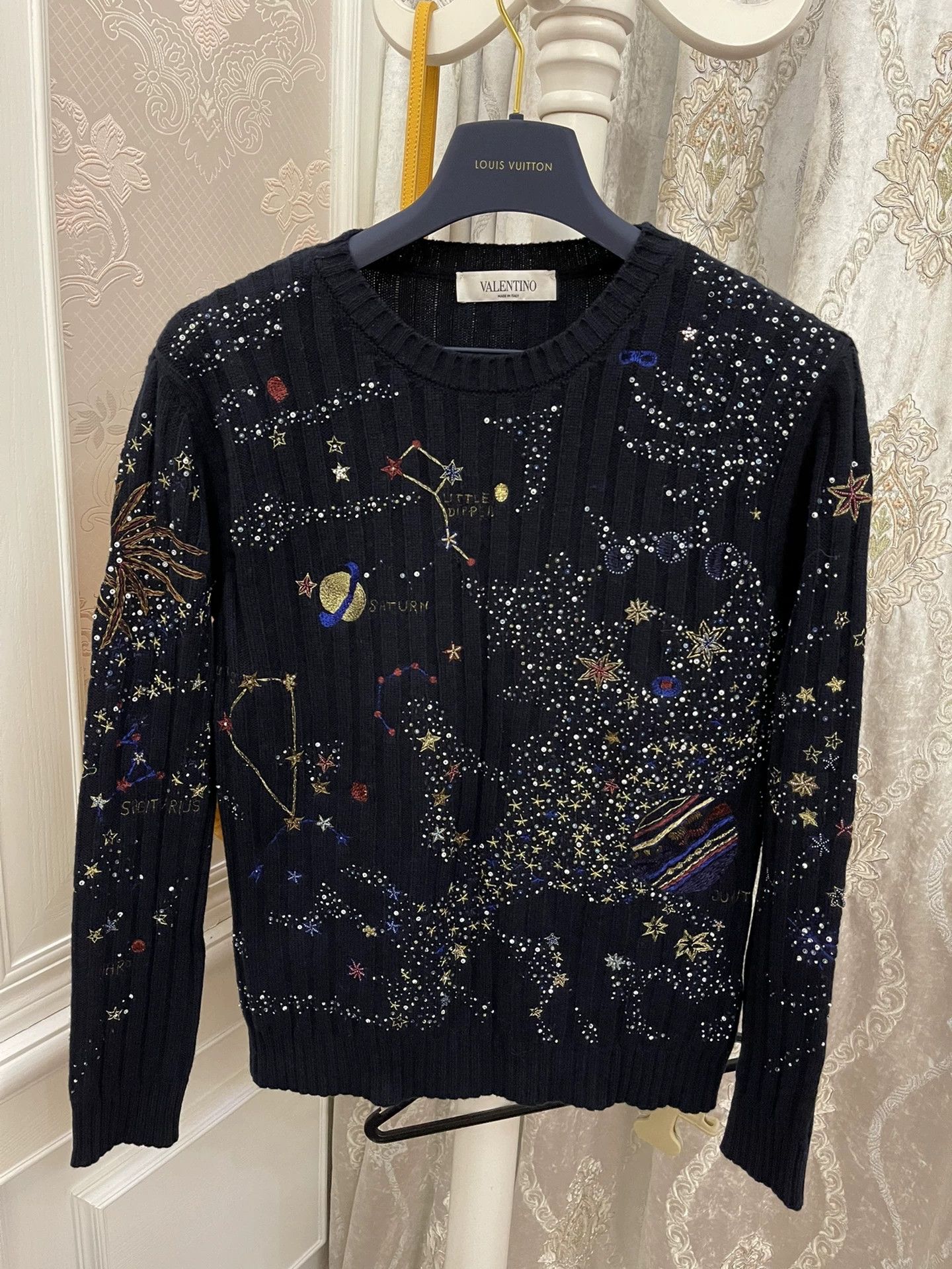 Valentino Valentino Pearl & Sequins Sweater S (Authentic) Size S / US 4 / IT 40 - 1 Thumbnail