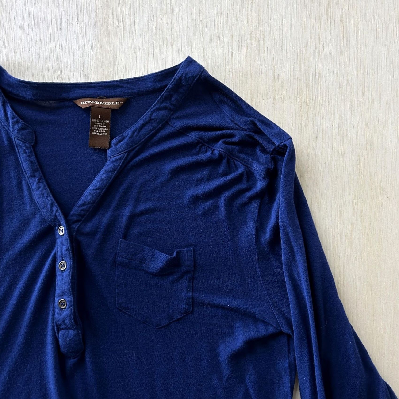 Vintage Bit & Bridle Shirt Womens Large Blue Henley Long Sleeve Roll Tab Casual Top Size L / US 10 / IT 46 - 2 Thumbnail