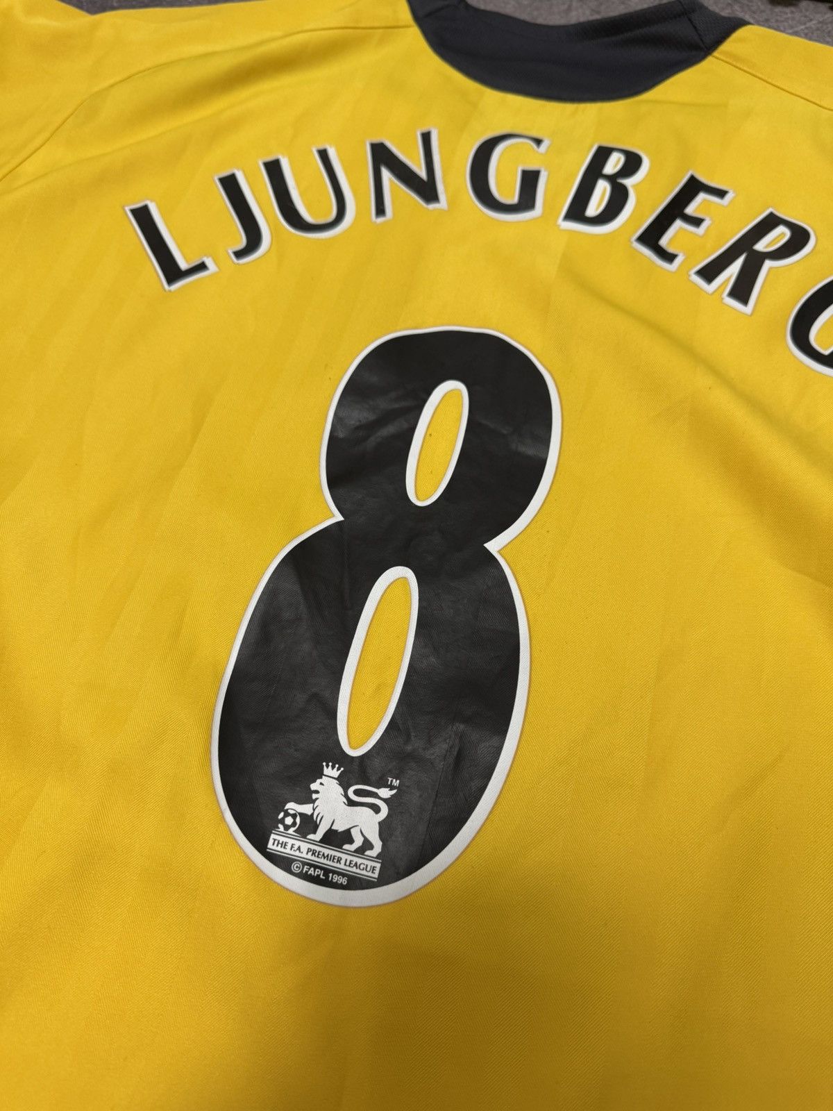 Nike 2006-07 Arsenal Nike Player Issue Away Shirt Ljungberg #8 Size US XL / EU 56 / 4 - 18 Thumbnail
