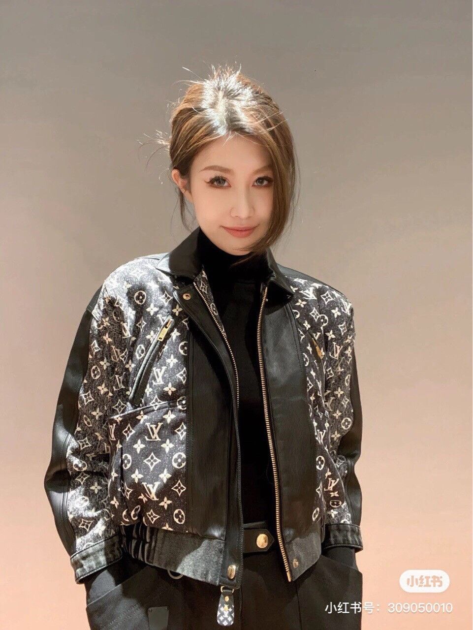 Louis Vuitton Louis Vuitton Cropped Jean leather jacket with presbyopic p Size US M / EU 48-50 / 2 - 3 Thumbnail