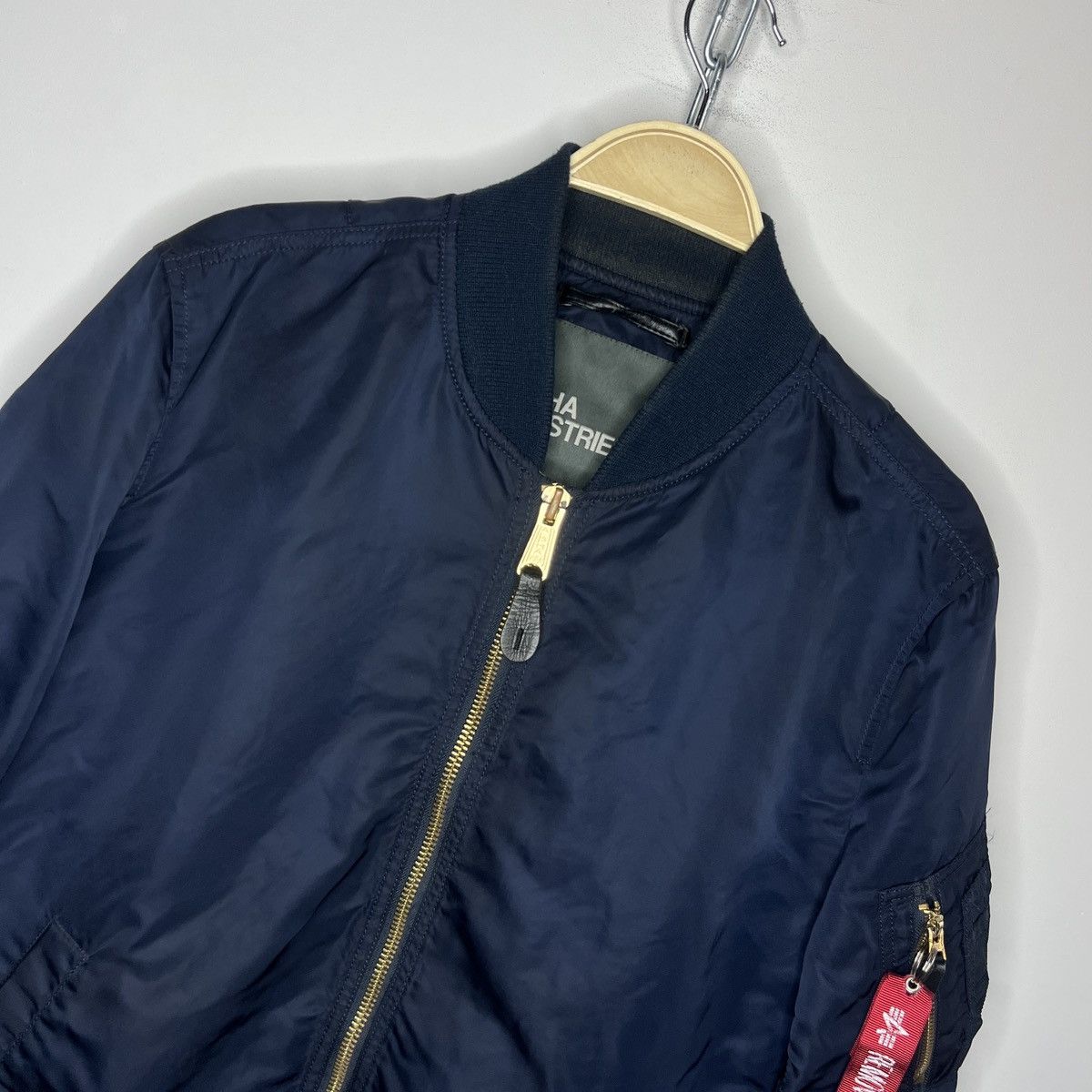 Alpha Industries Alpha Industries Bomber Jacket MA-1 Navy Nylon M size Size US M / EU 48-50 / 2 - 4 Thumbnail