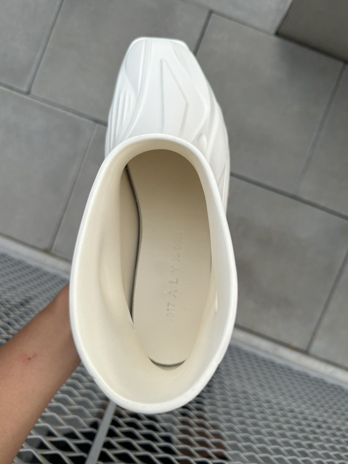 1017 ALYX 9SM × Alyx Alyx Mono Boots White Size US 10 / EU 43 - 6 Thumbnail