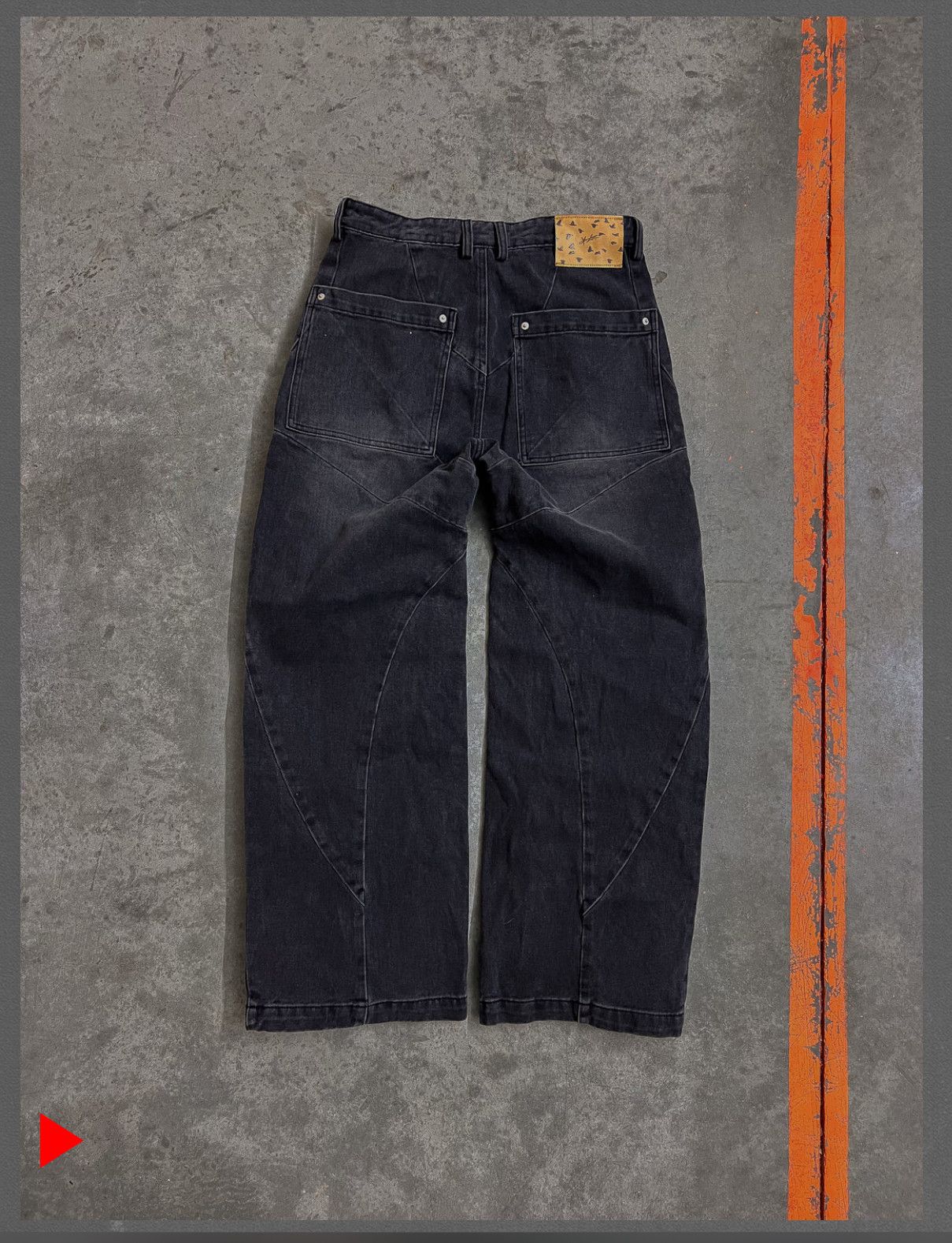 Other Black Barter Size US 38 / EU 54 - 3 Thumbnail