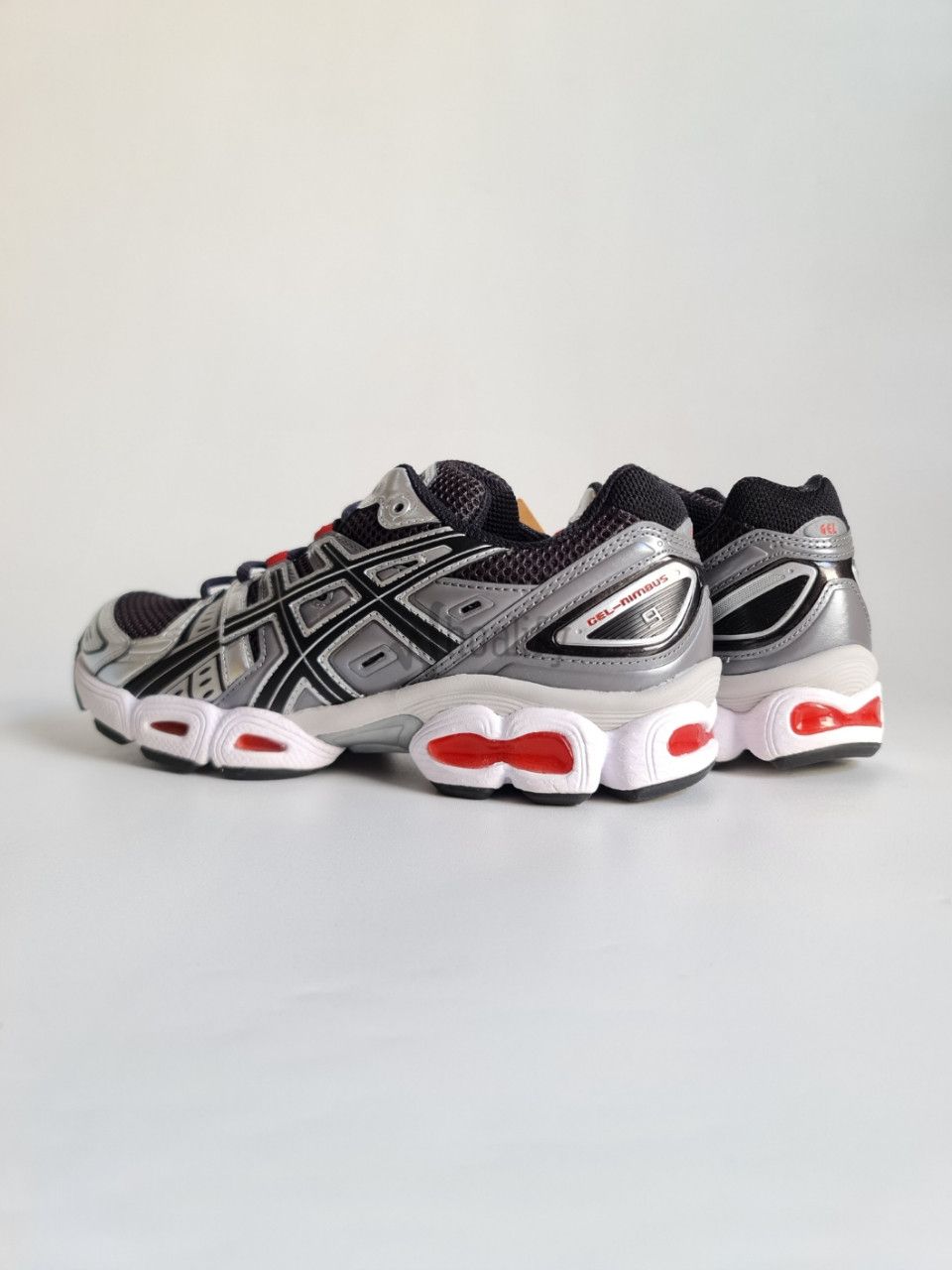 Asics Asics Gel Nimbus 9 Graphite Grey Red 1201A424-023 Size US 5.5 / EU 38 - 4 Thumbnail
