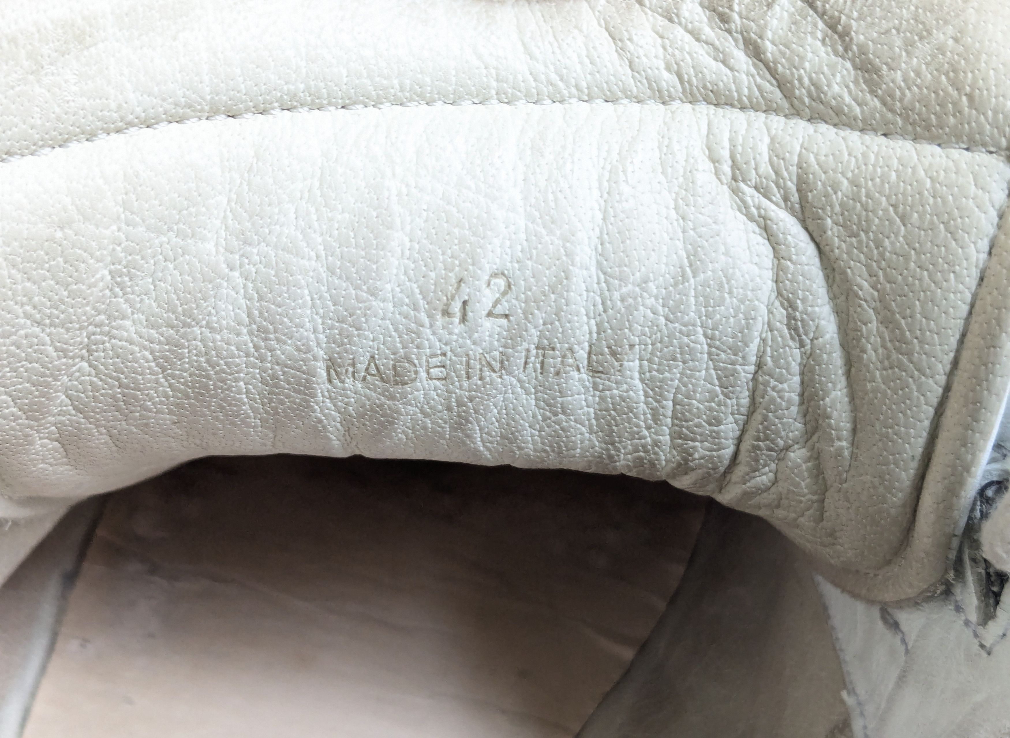 Maison Margiela Maison Margiela Future White 9 42 Low Tops Leather Size US 9 / EU 42 - 11 Thumbnail