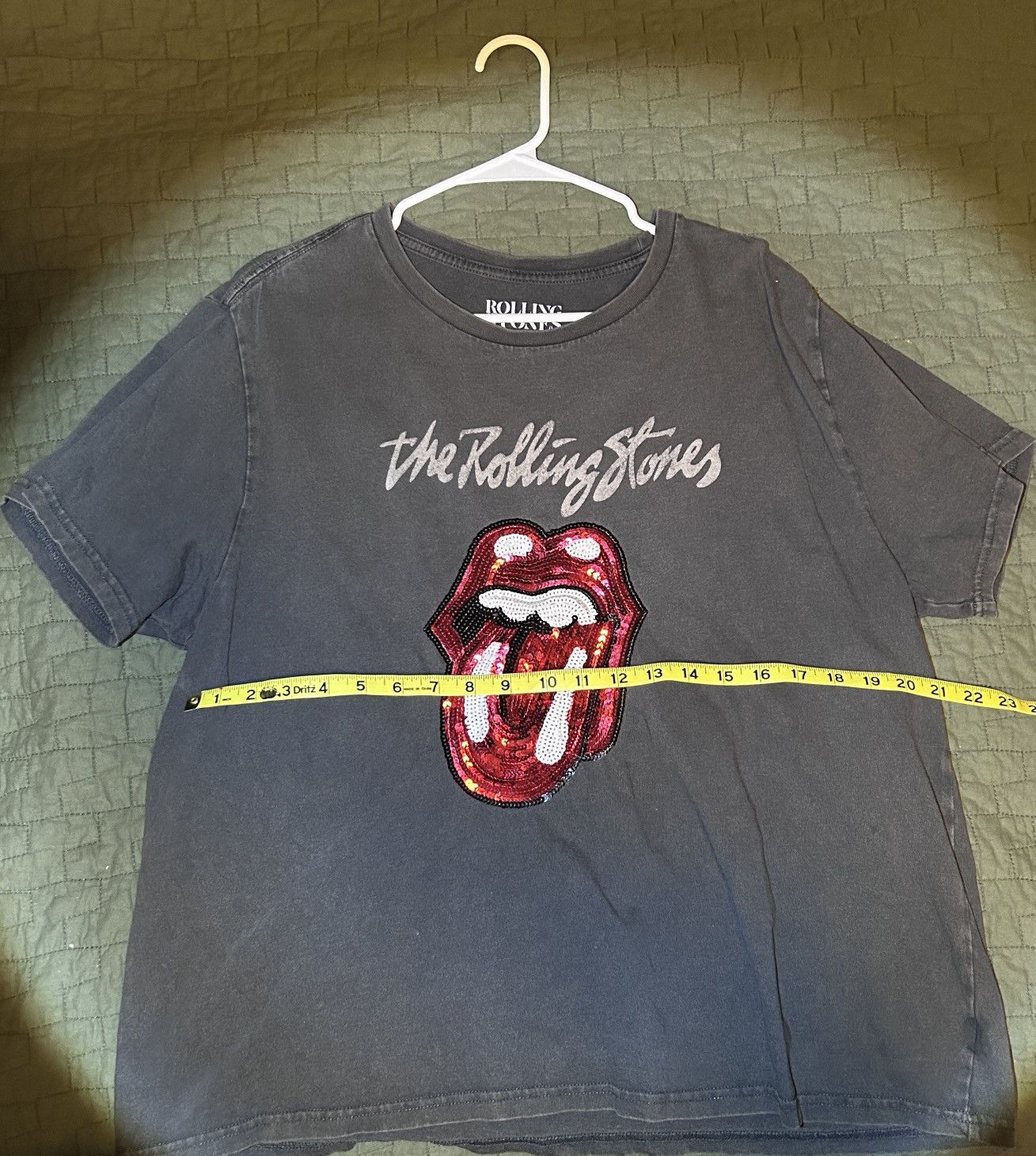Lucky Brand Rolling Stones T-Shirt with Sequin Lips Size L / US 10 / IT 46 - 3 Thumbnail