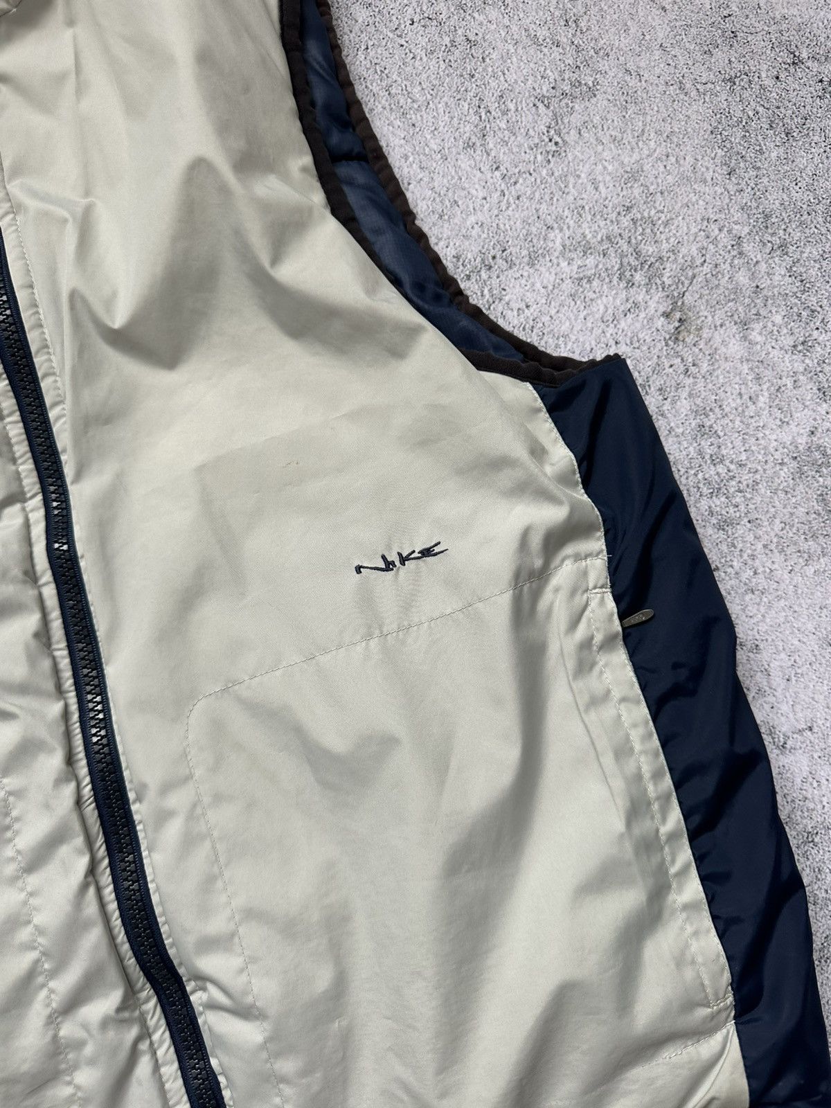 Nike Vintage Nike Vest Y2K Logo Outdoor Fit Size US M / EU 48-50 / 2 - 6 Thumbnail