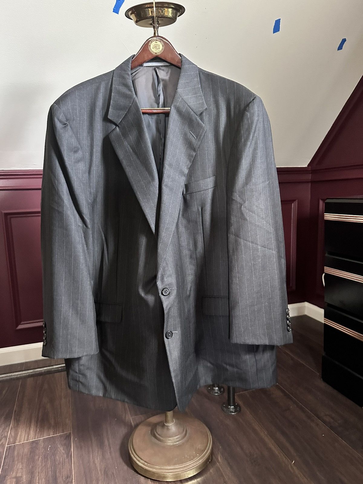 Hickey Freeman LORO PIANA Tasmanian Super 120s custom 2pc pinstriped suit Size 48S - 2 Thumbnail