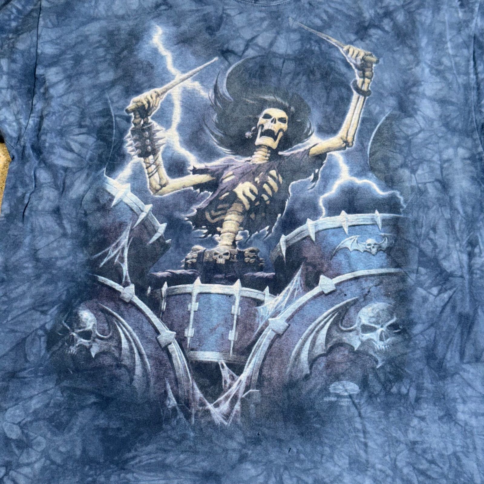 The Mountain Vtg SkulBone Mountain Men's 2XL Shirt Skeleton Drums Tie Dye Size US XXL / EU 58 / 5 - 2 Thumbnail