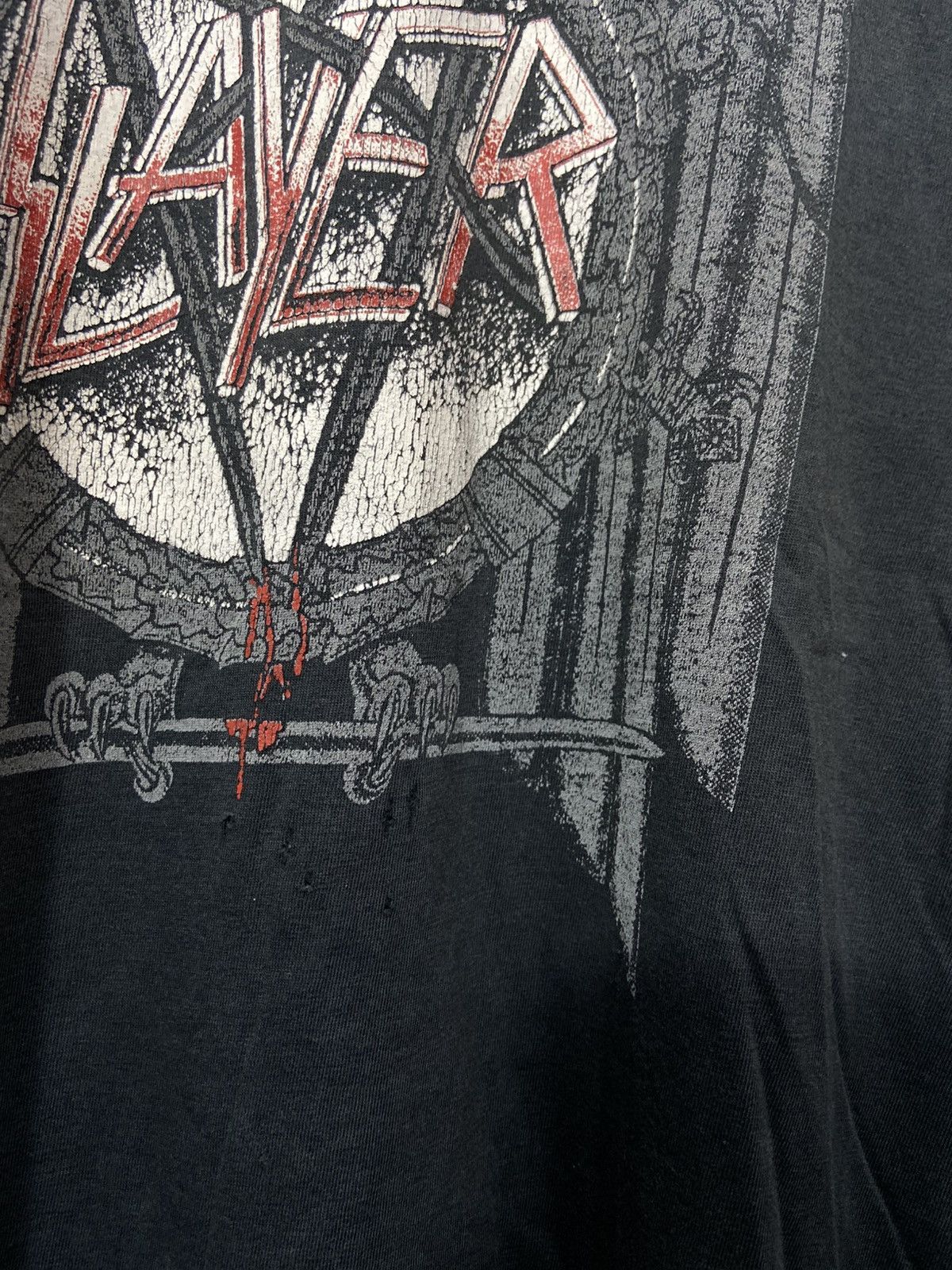 Band Tees Vintage Thrashed Sun Faded Slayer Tshirt 90s Size US XL / EU 56 / 4 - 8 Thumbnail